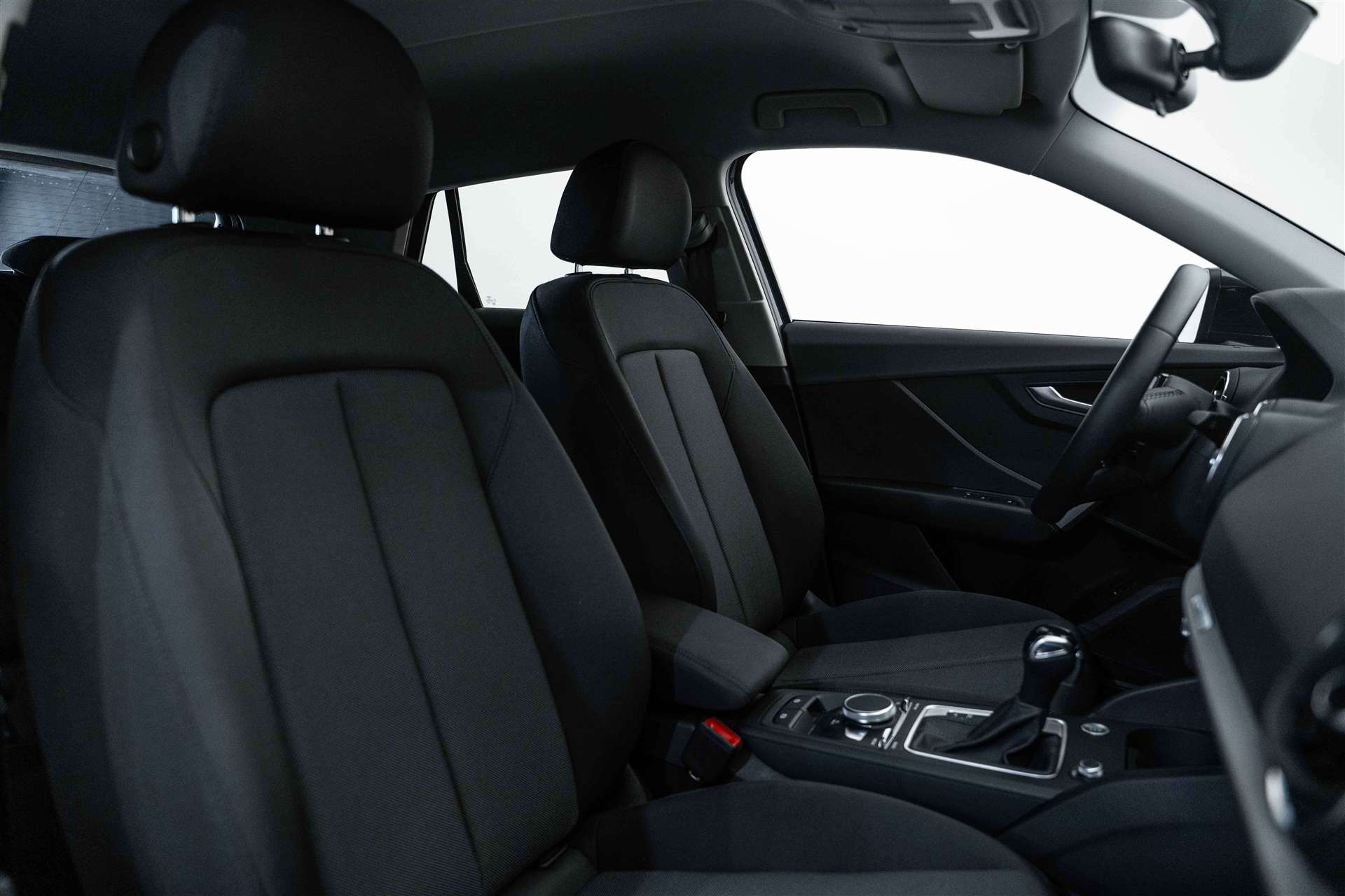 AUDI Q2 35 TFSI S-tronic 150PS-image-11