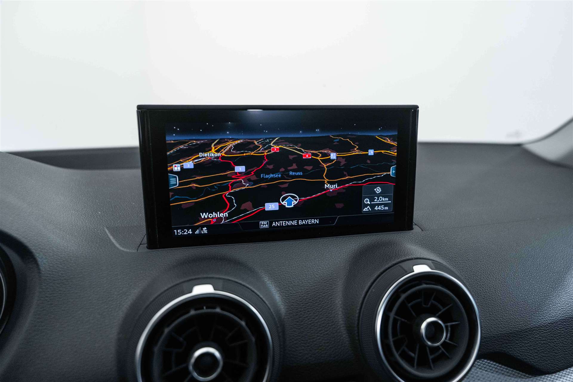 AUDI Q2 35 TFSI S-tronic 150PS-image-18