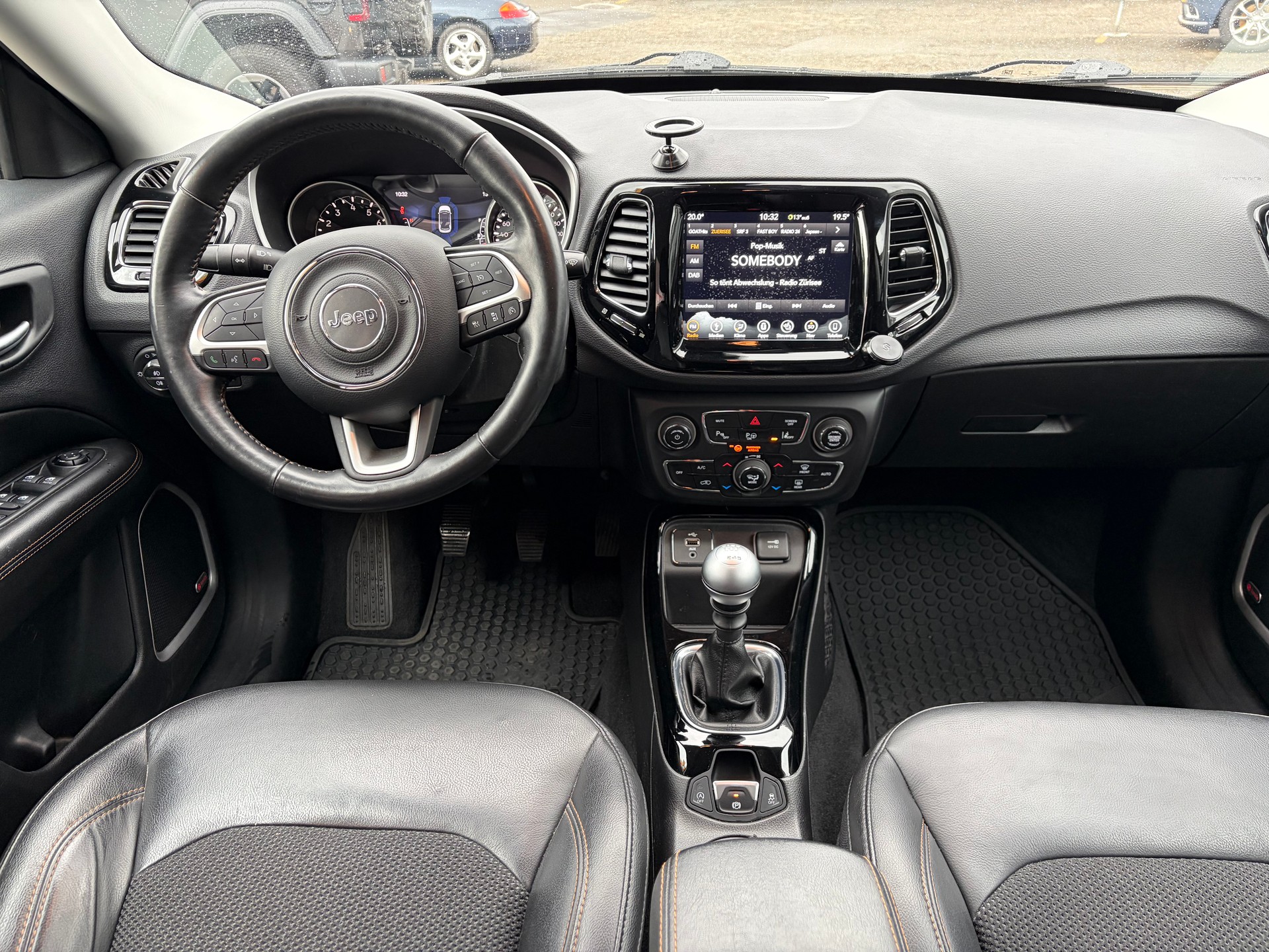 JEEP Compass 1.4 Turbo Limited AWD 9ATX-image-10