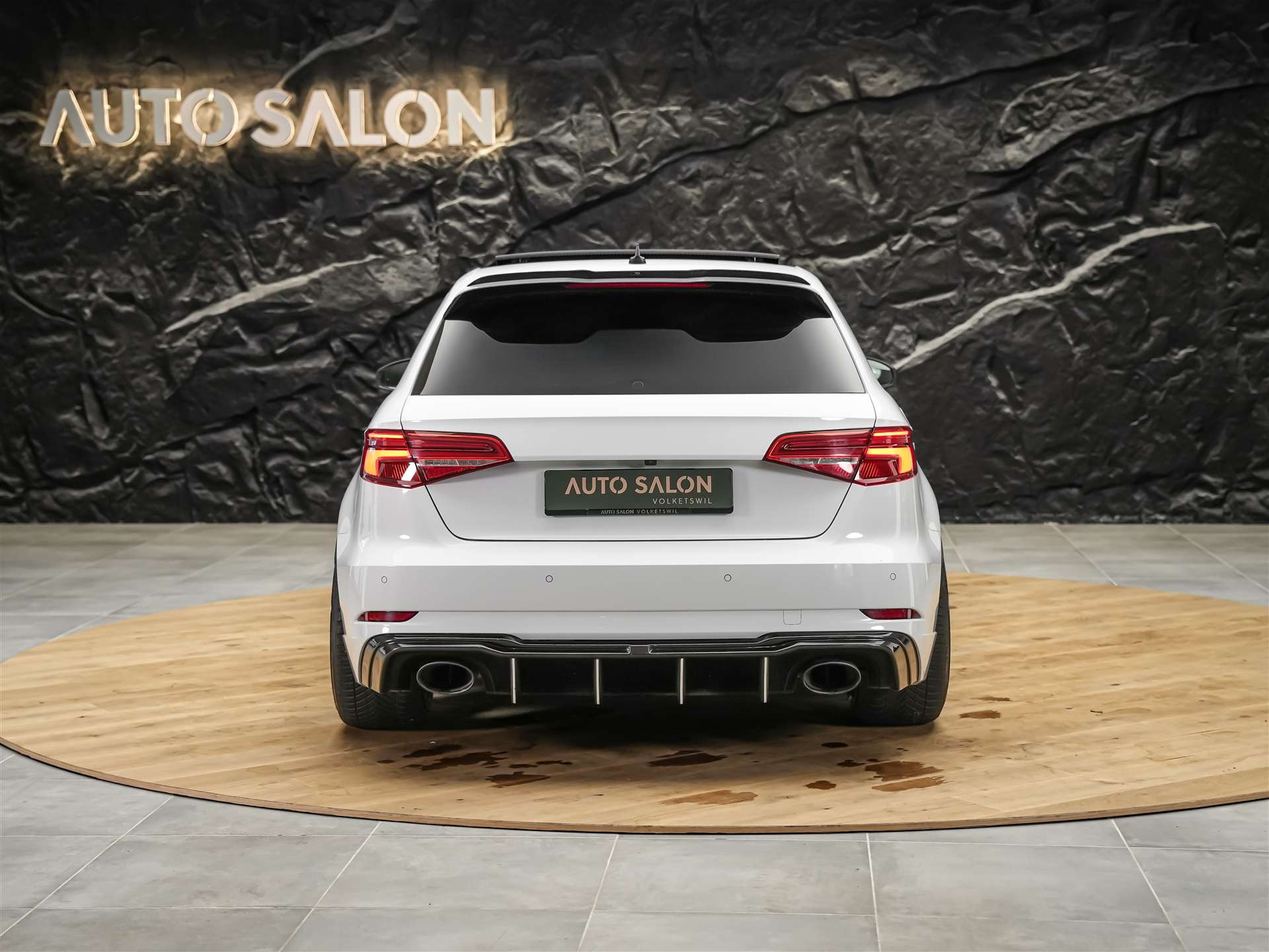 AUDI RS3 Sportback 2.5 TSI quattro S-tronic *Panorama*Eventuri*Maxton*KW*-image-3