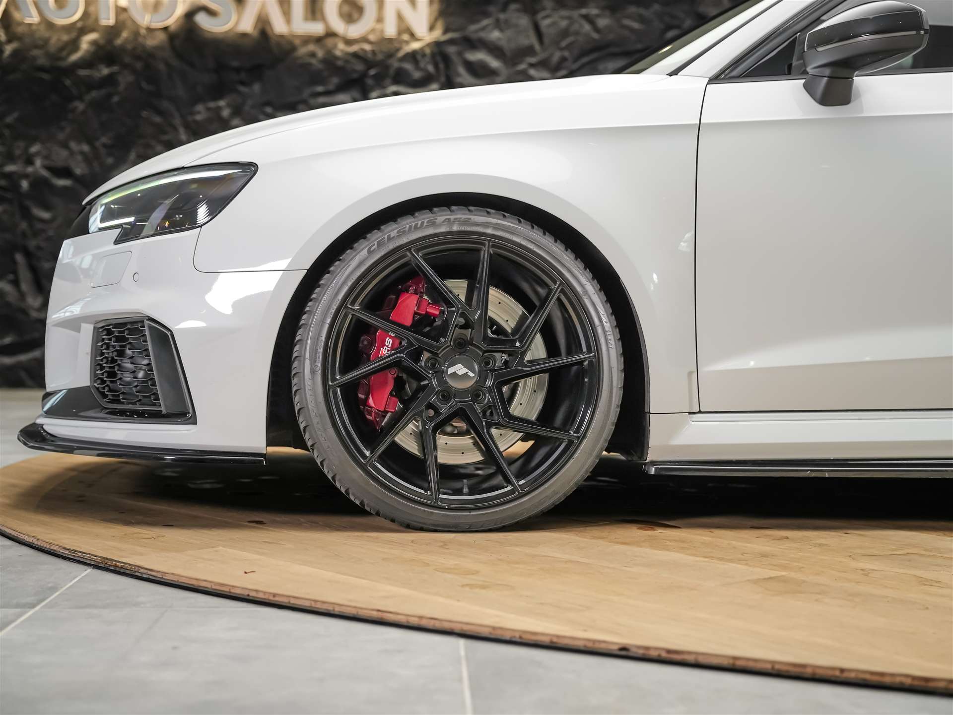 AUDI RS3 Sportback 2.5 TSI quattro S-tronic *Panorama*Eventuri*Maxton*KW*-image-16