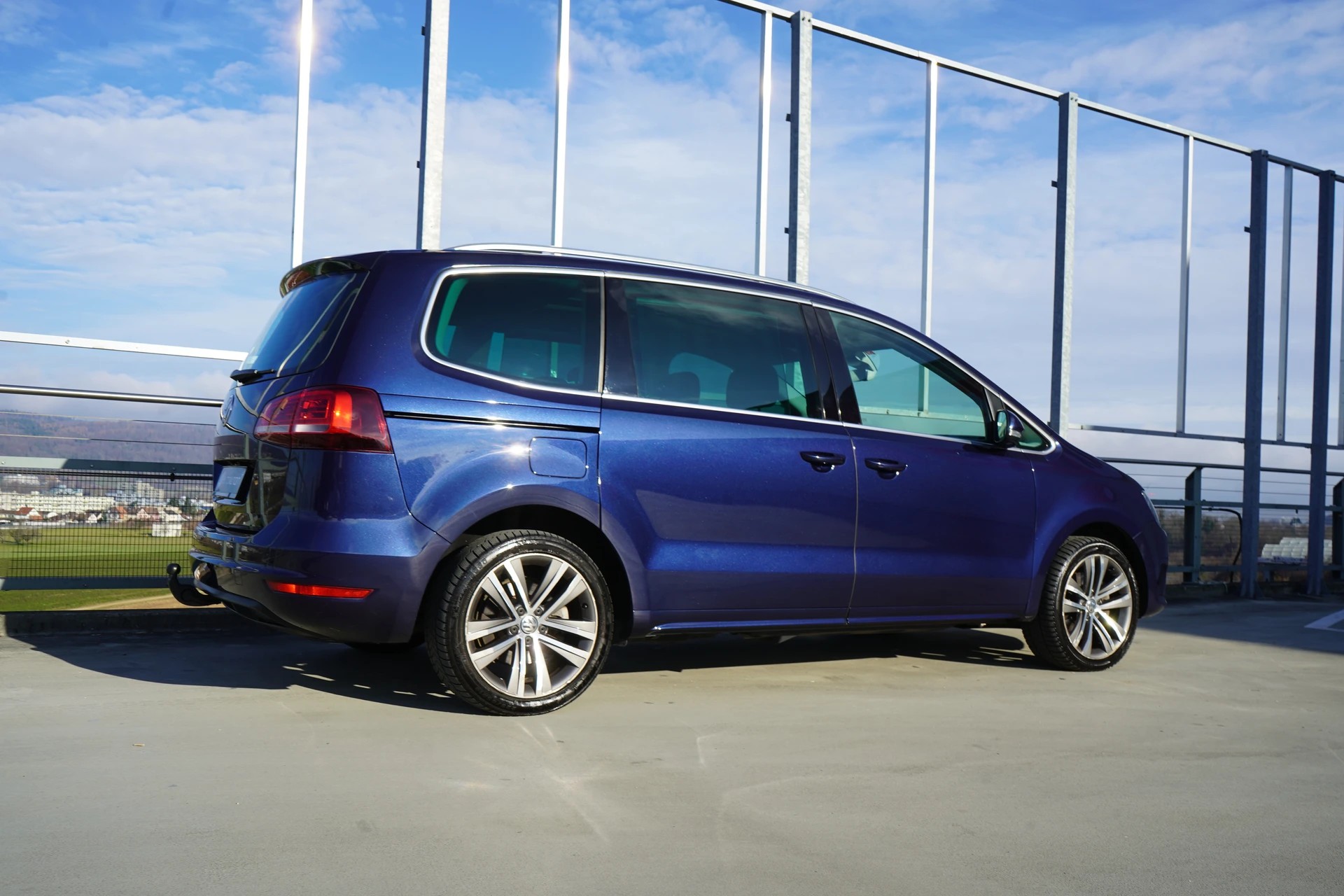 VW SHARAN 2.0 TDI BMT HIGHLINE SPORT 4MOTION DSG l 184 PS-image-11