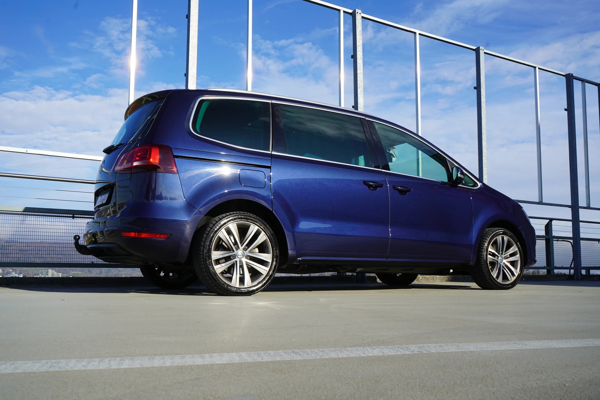 VW SHARAN 2.0 TDI BMT HIGHLINE SPORT 4MOTION DSG l 184 PS-image-7