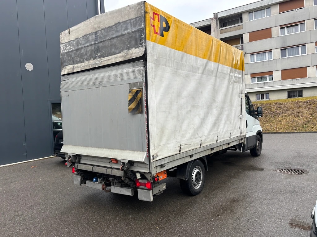 IVECO 35 S 16-image-7