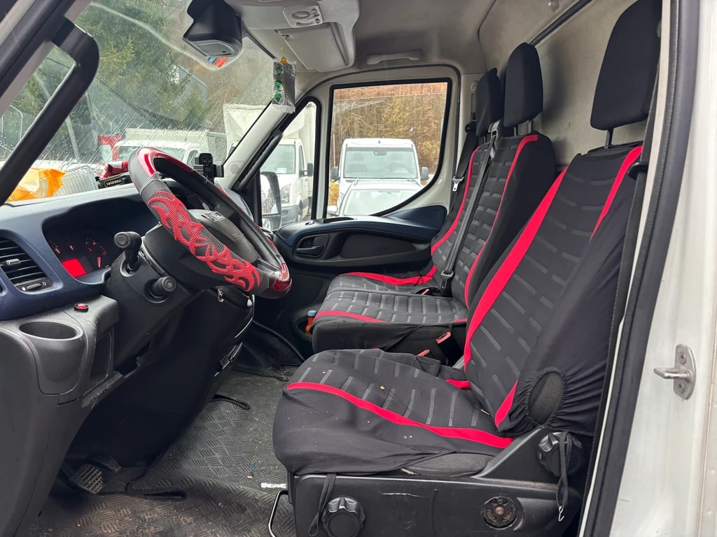 IVECO 35 S 16-image-9