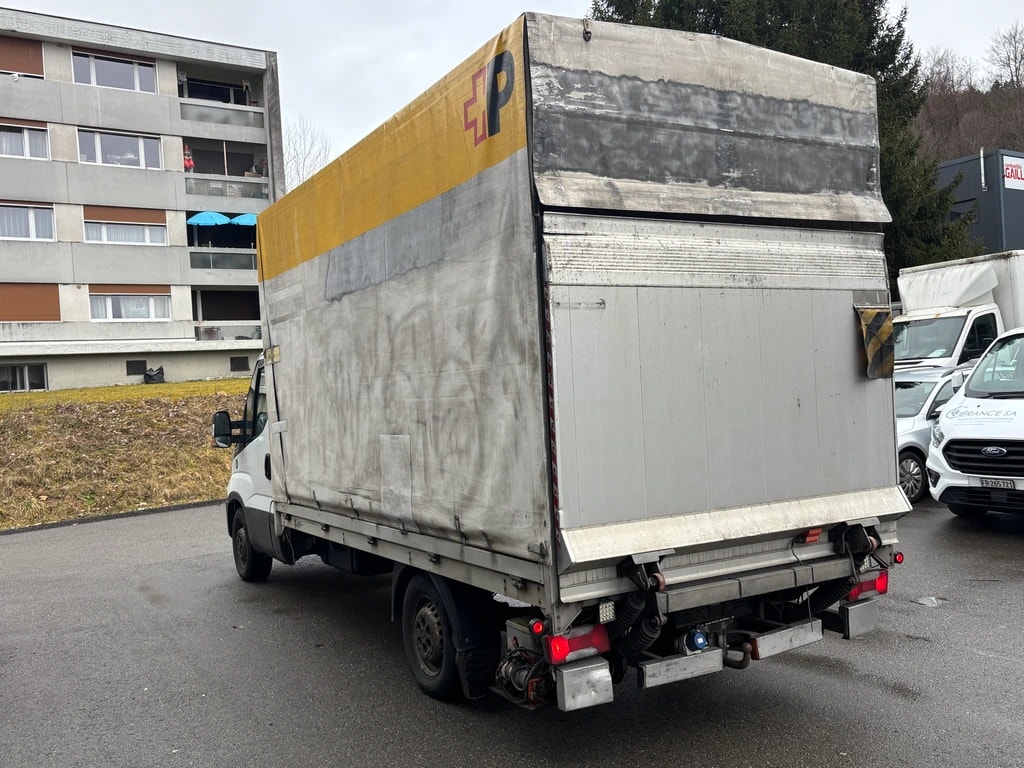 IVECO 35 S 16-image-6
