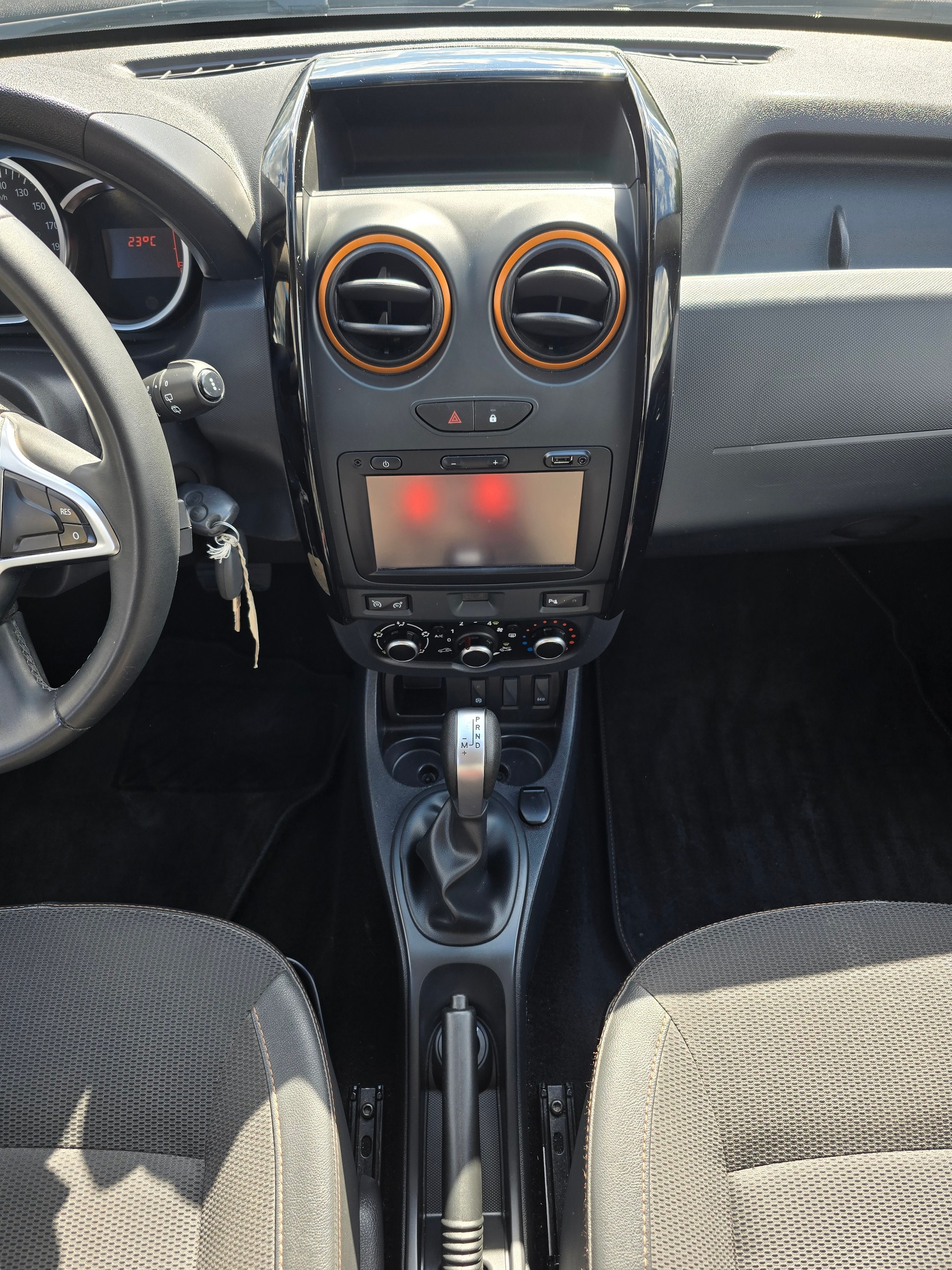 DACIA Duster 1.5 dCi Ambiance 4x2 EDC-image-8