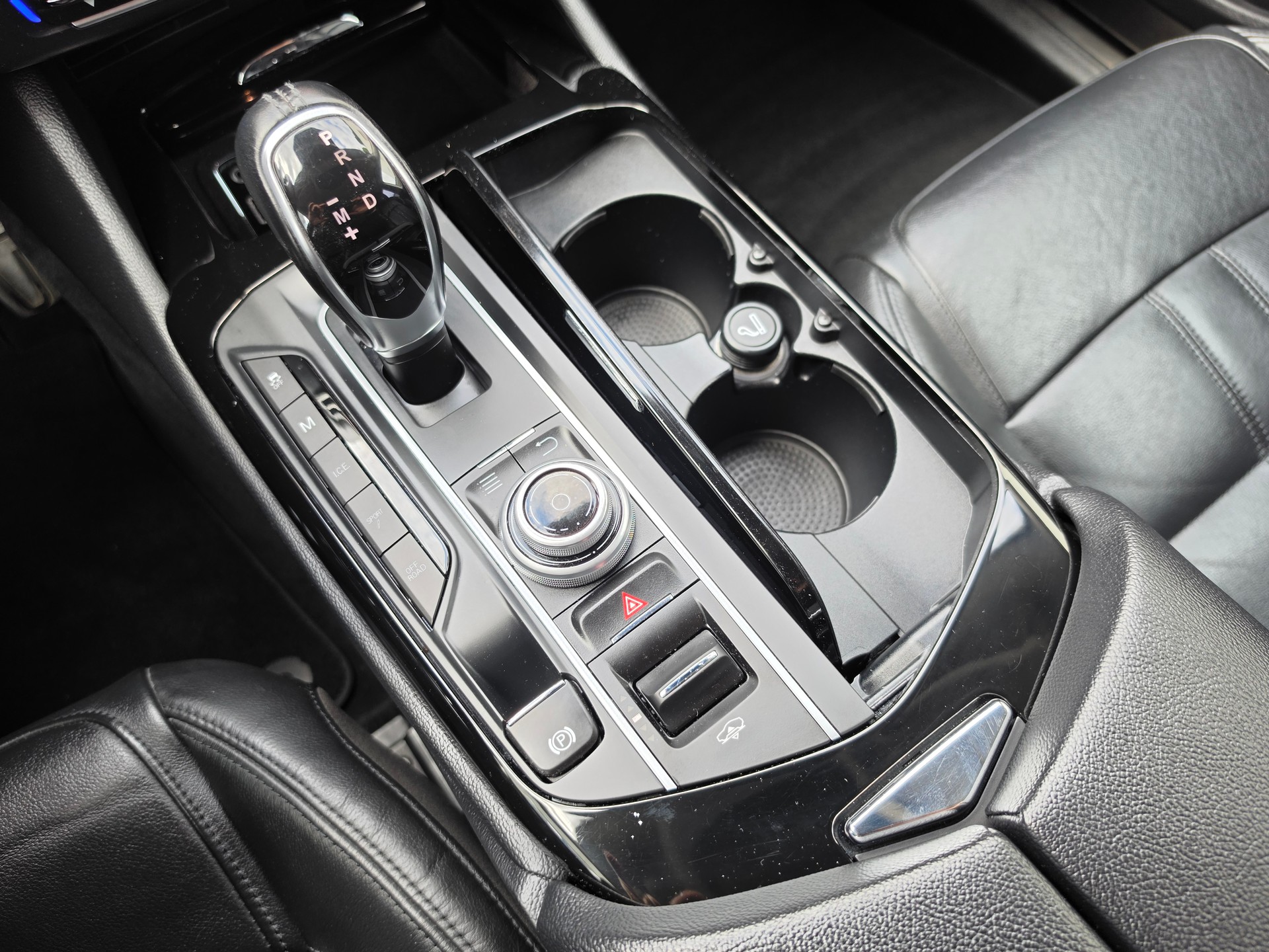 MASERATI Levante S 3.0V6 GranSport-image-30