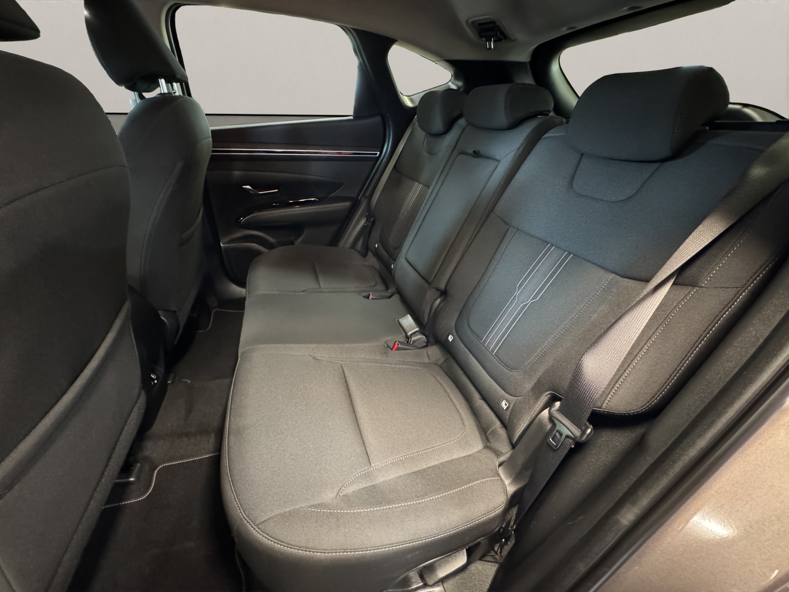 HYUNDAI Tucson 1.6 T-GDi HEV Amplia 4WD-image-13