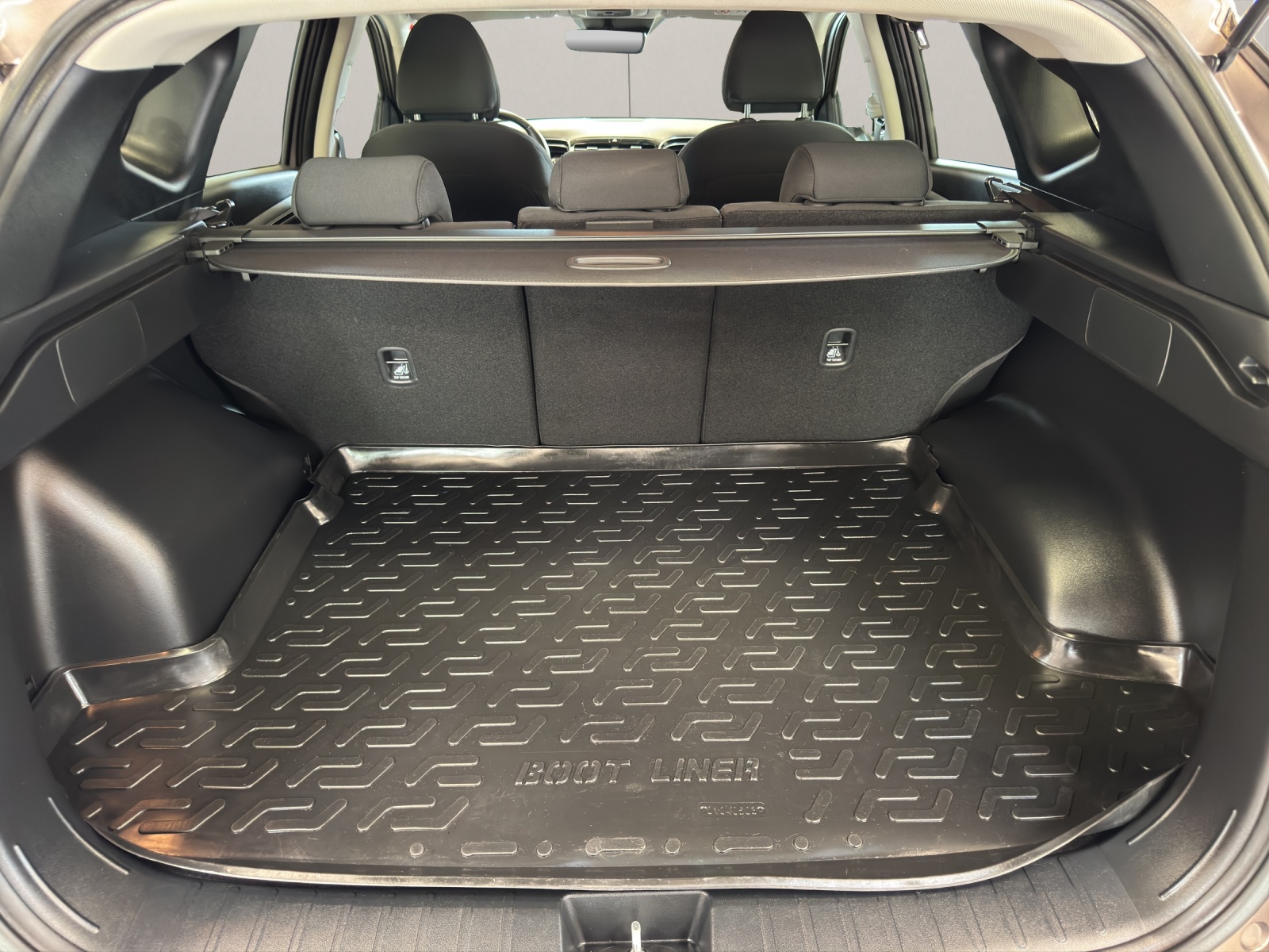 HYUNDAI Tucson 1.6 T-GDi HEV Amplia 4WD-image-14