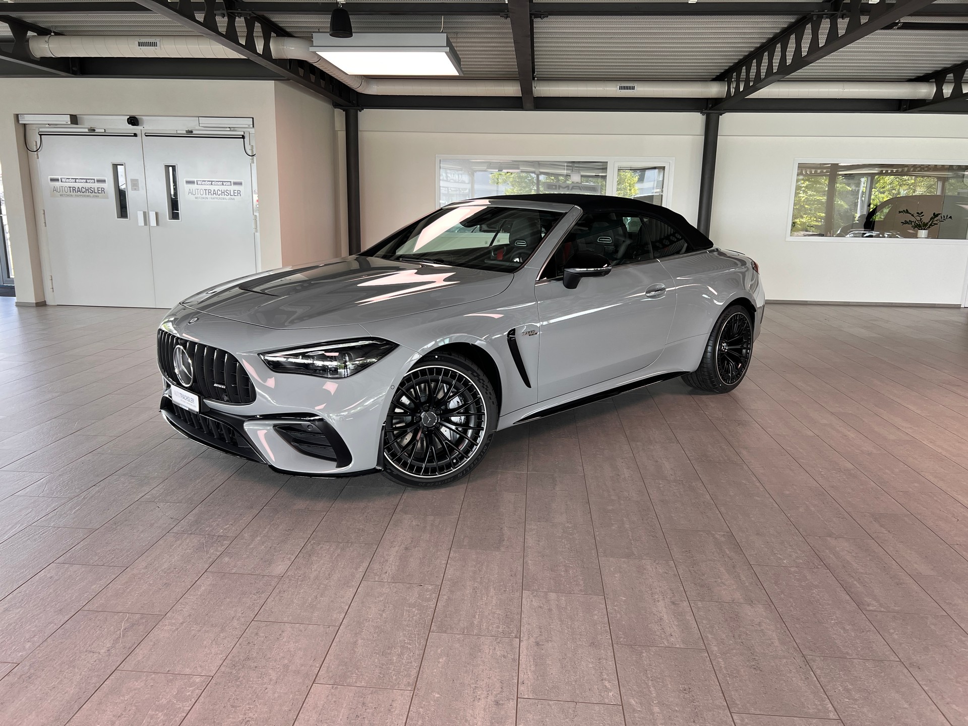 MERCEDES-BENZ CLE AMG 53 Cabrio 4Matic+ 9G-Tronic-image-0