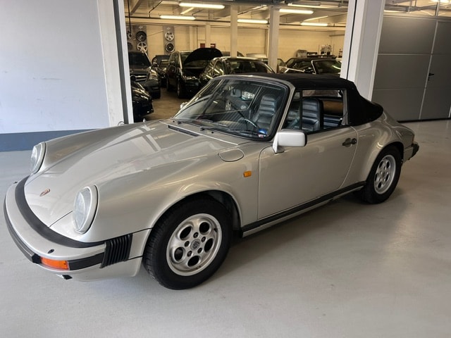 PORSCHE 3.2 Carrera-image-0