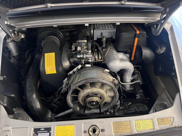 PORSCHE 3.2 Carrera-image-3