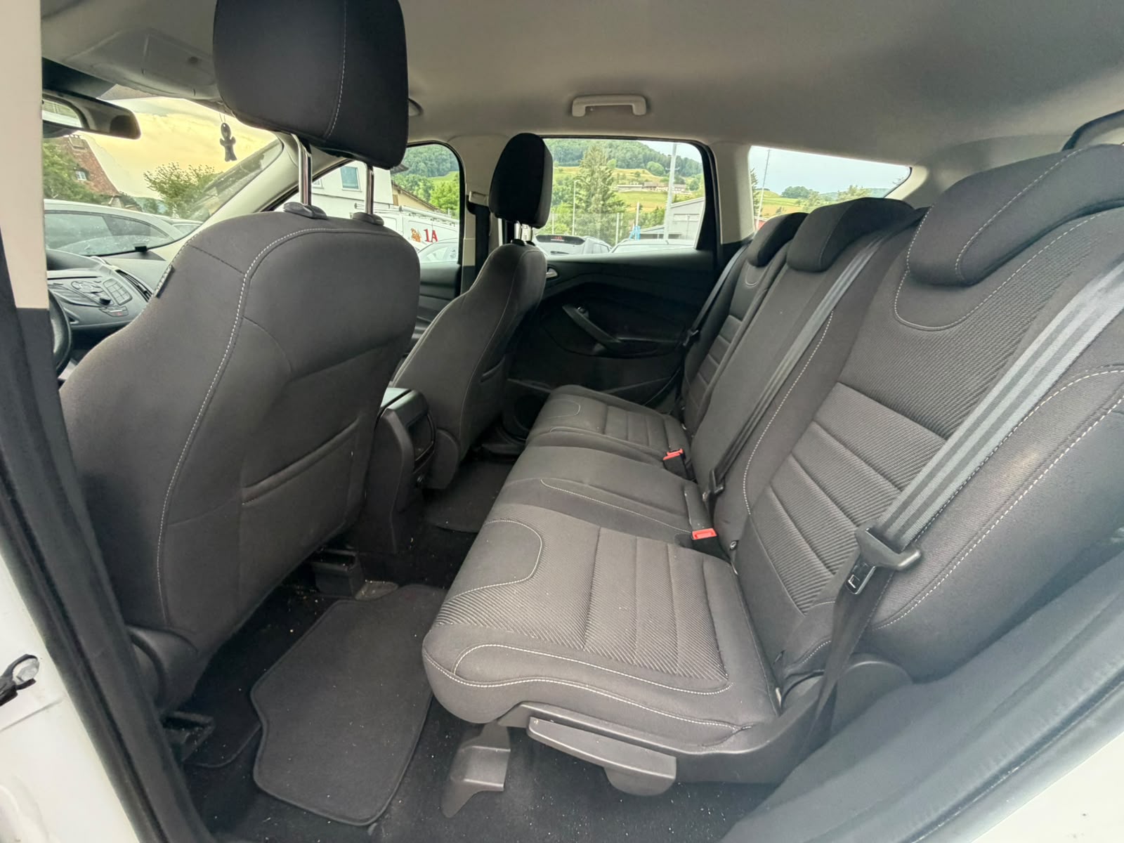 FORD Kuga 2.0 TDCi Carving 4WD-image-15
