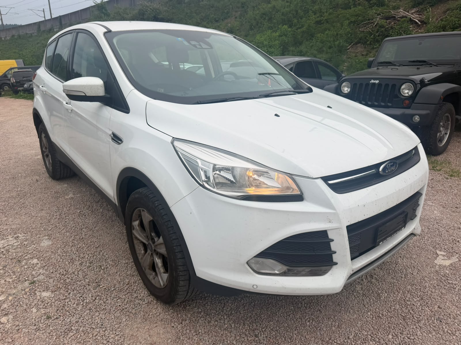 FORD Kuga 2.0 TDCi Carving 4WD-image-6