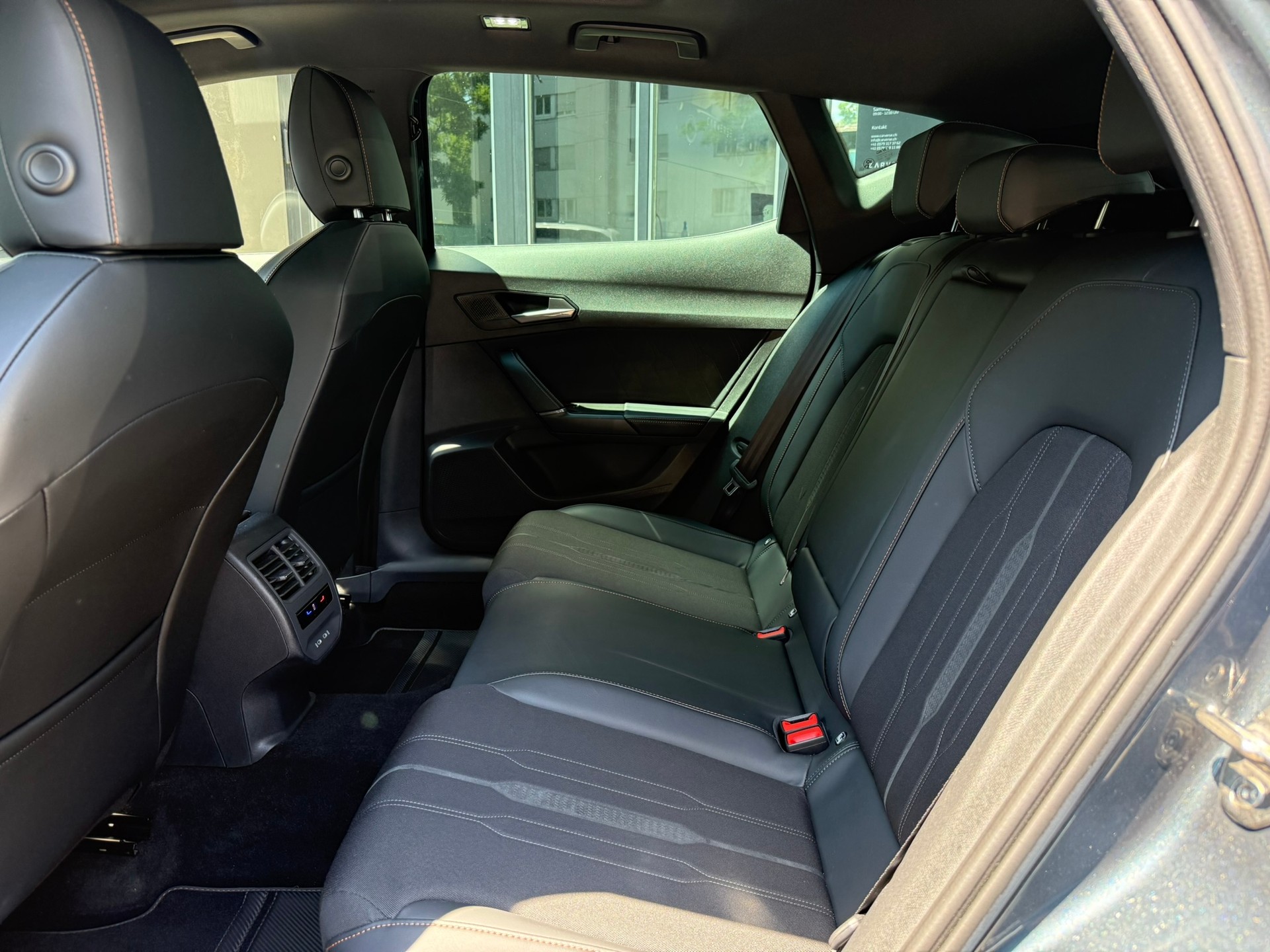 CUPRA Formentor 2.0 TSI 4Drive DSG-image-8