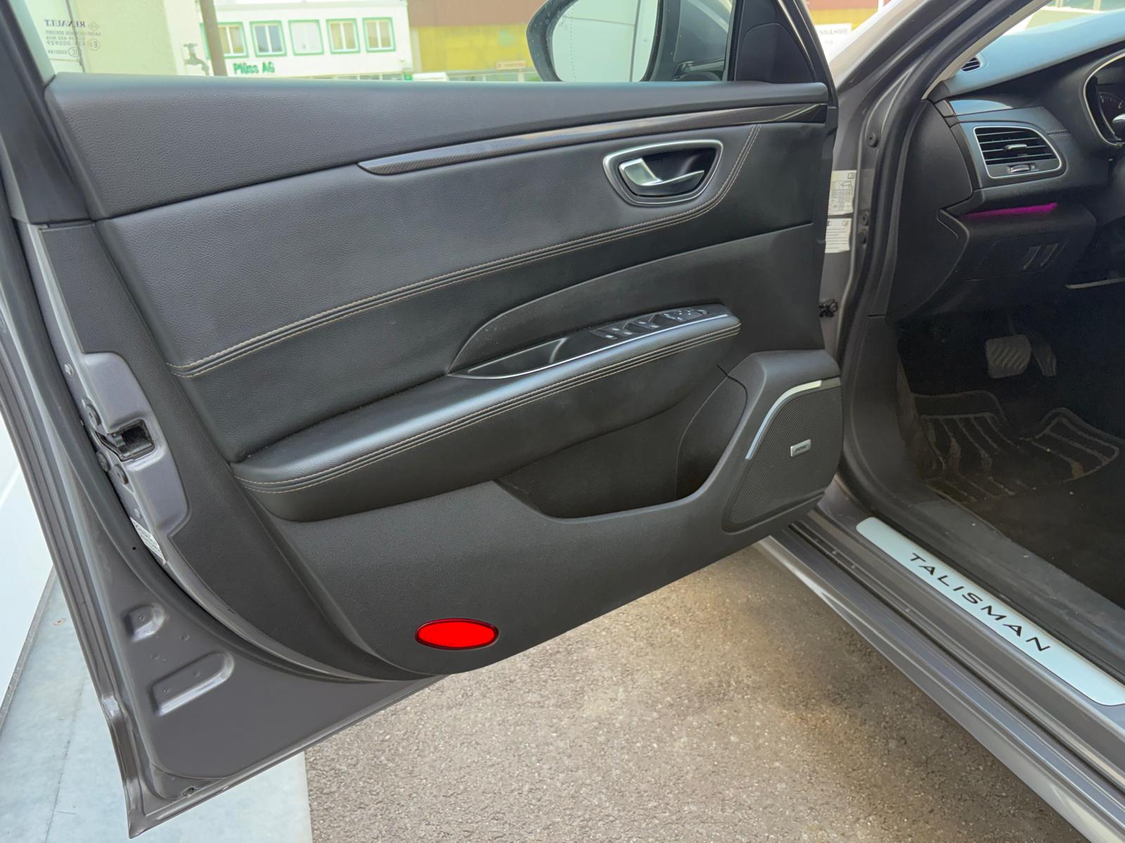 RENAULT Talisman Grandtour 1.6 dCi Bose-image-4