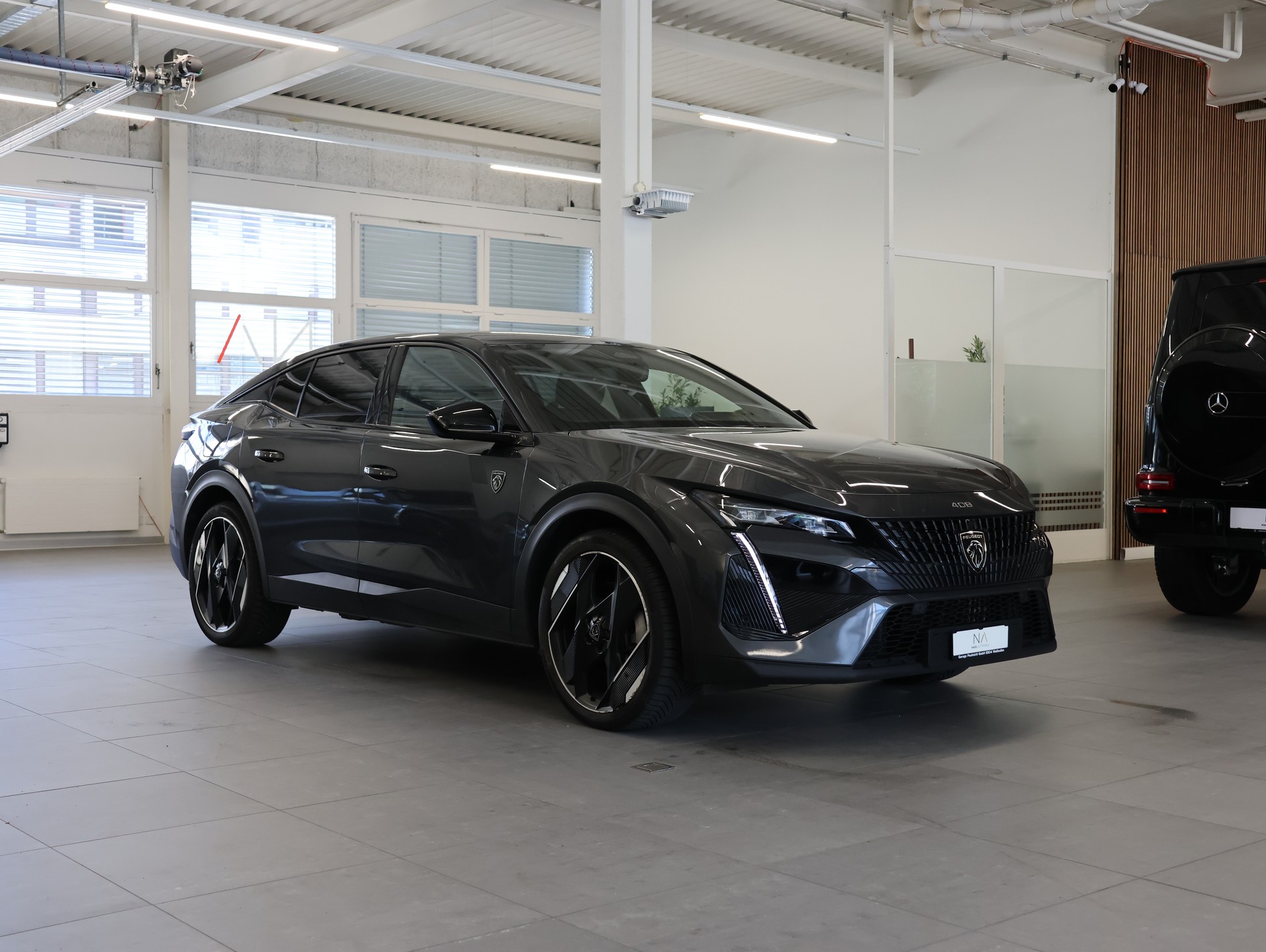 PEUGEOT 408 1.6 PHEV 225 Allure Pack *Rückfahrkamera* Sitzheizung*-image-1