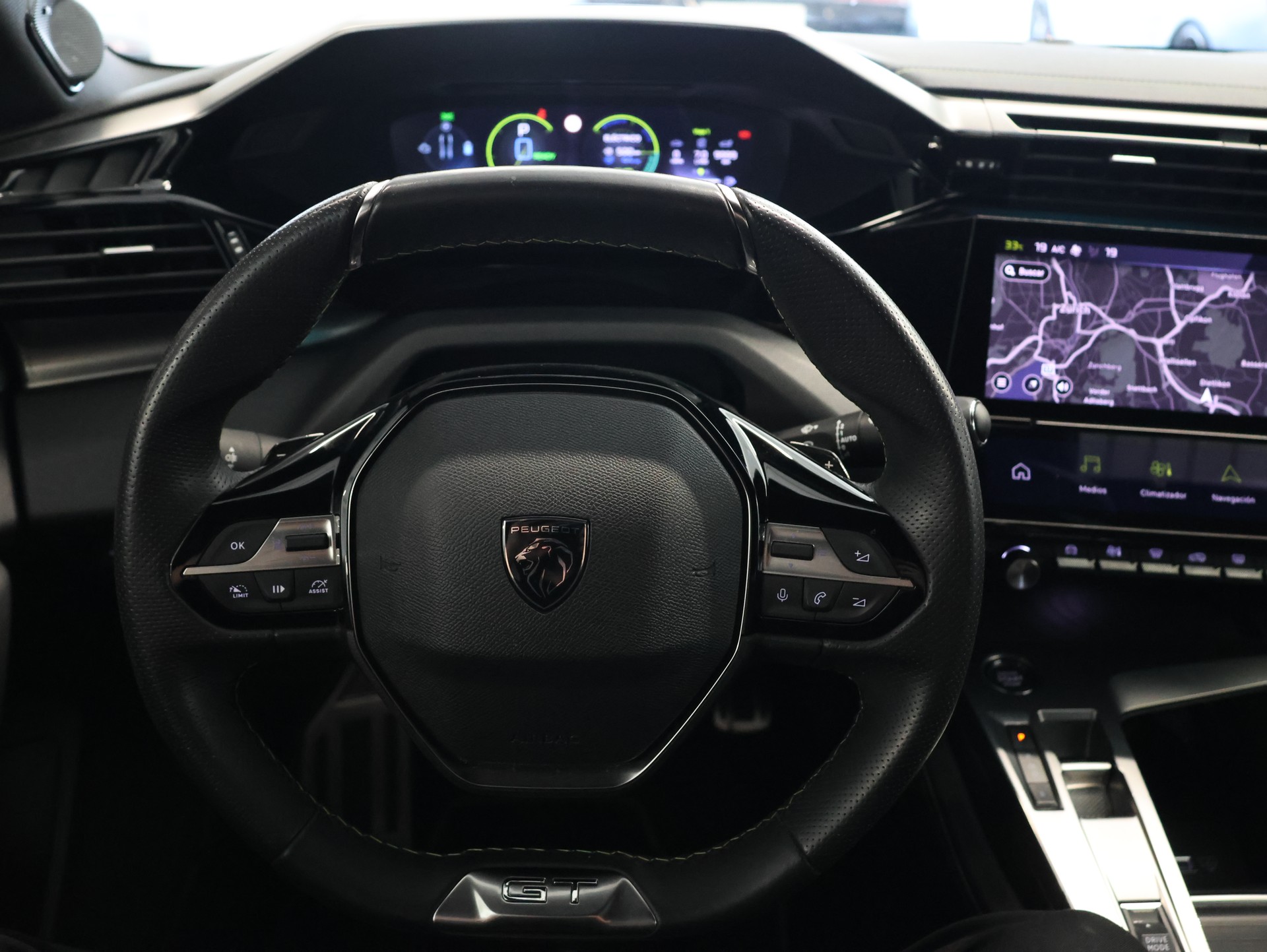 PEUGEOT 408 1.6 PHEV 225 Allure Pack *Rückfahrkamera* Sitzheizung*-image-13