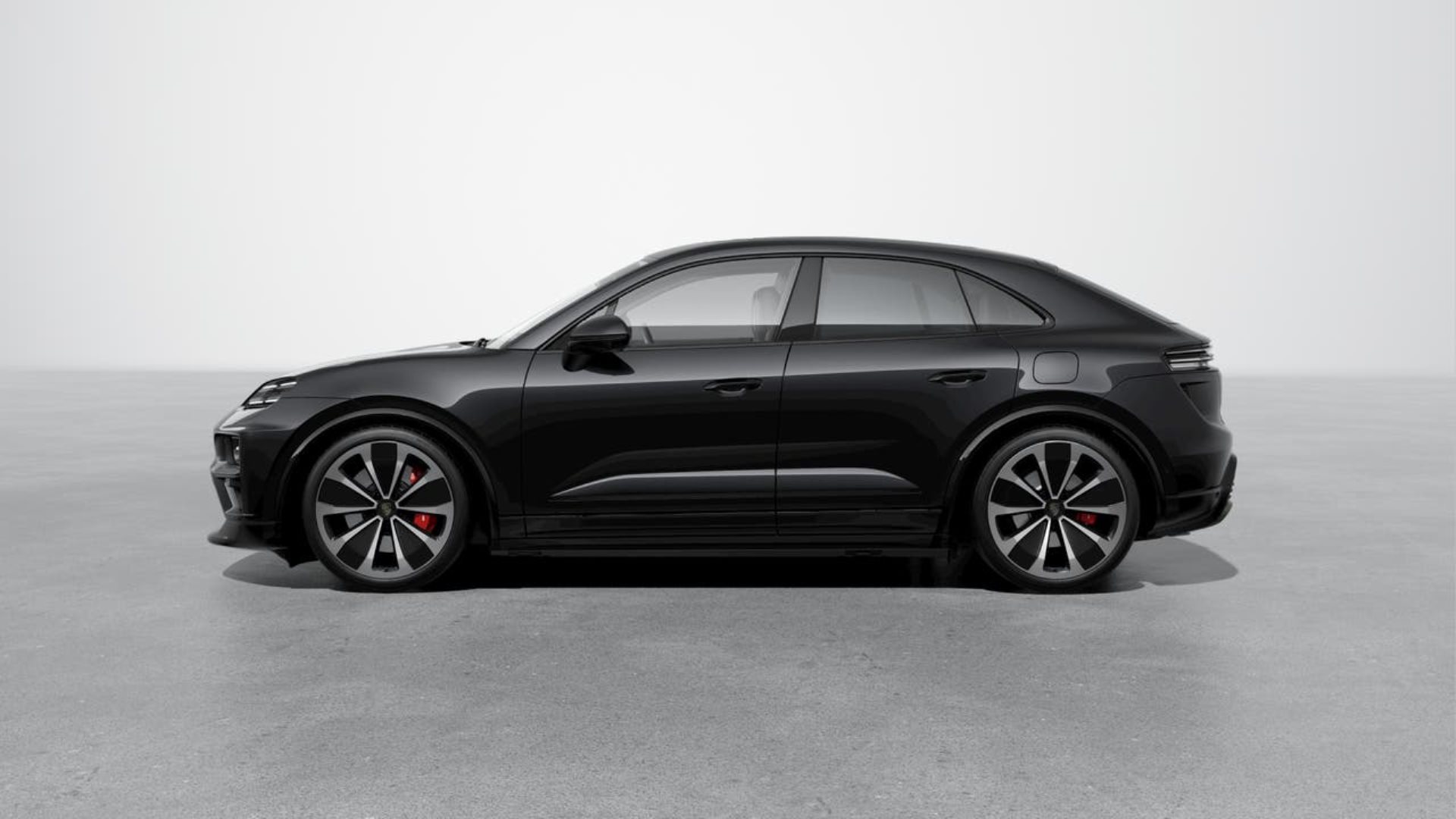 PORSCHE Macan Turbo-image-1
