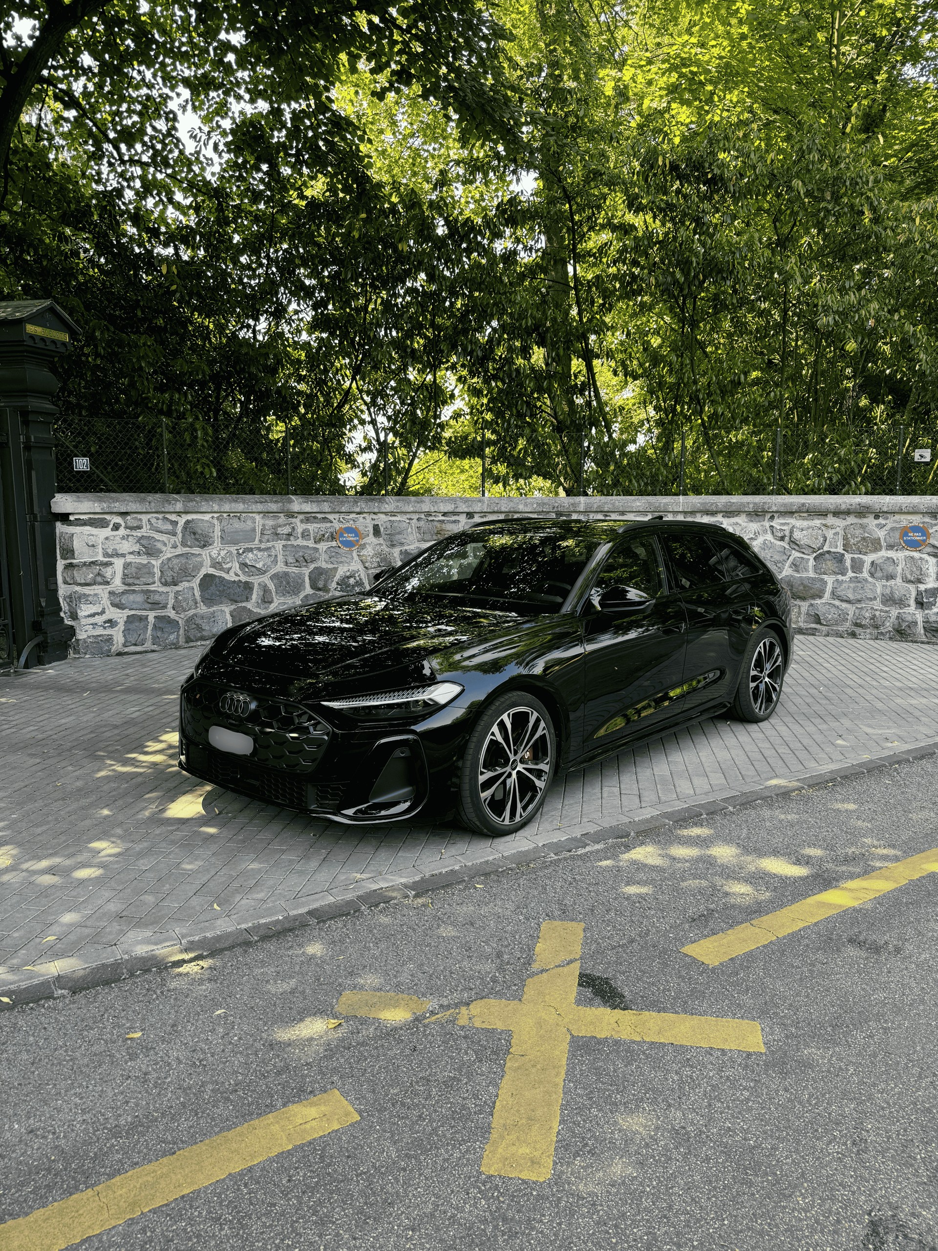 AUDI 3.0 V6 TFSI quattro S-Tronic-image-0