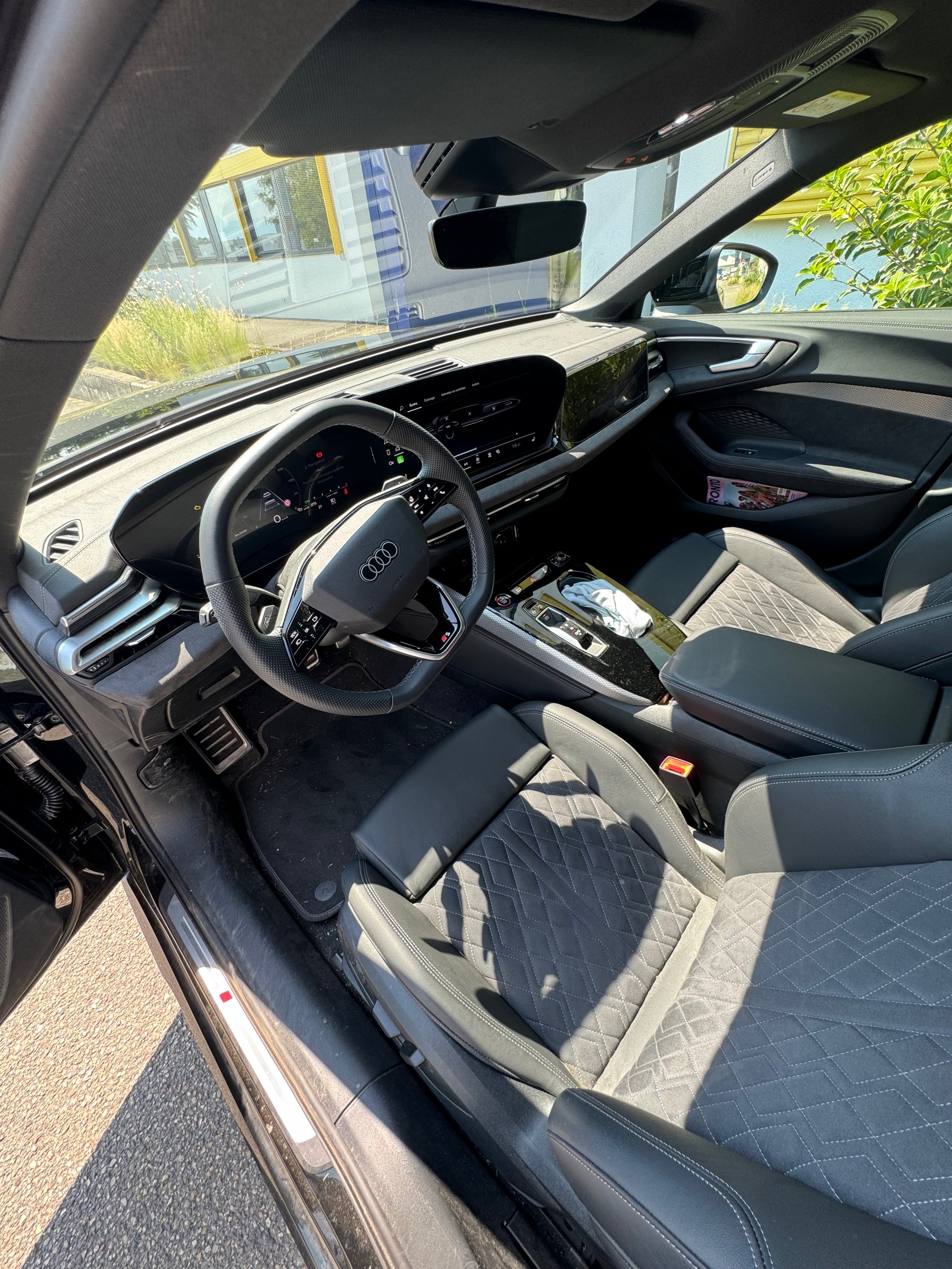AUDI 3.0 V6 TFSI quattro S-Tronic-image-4