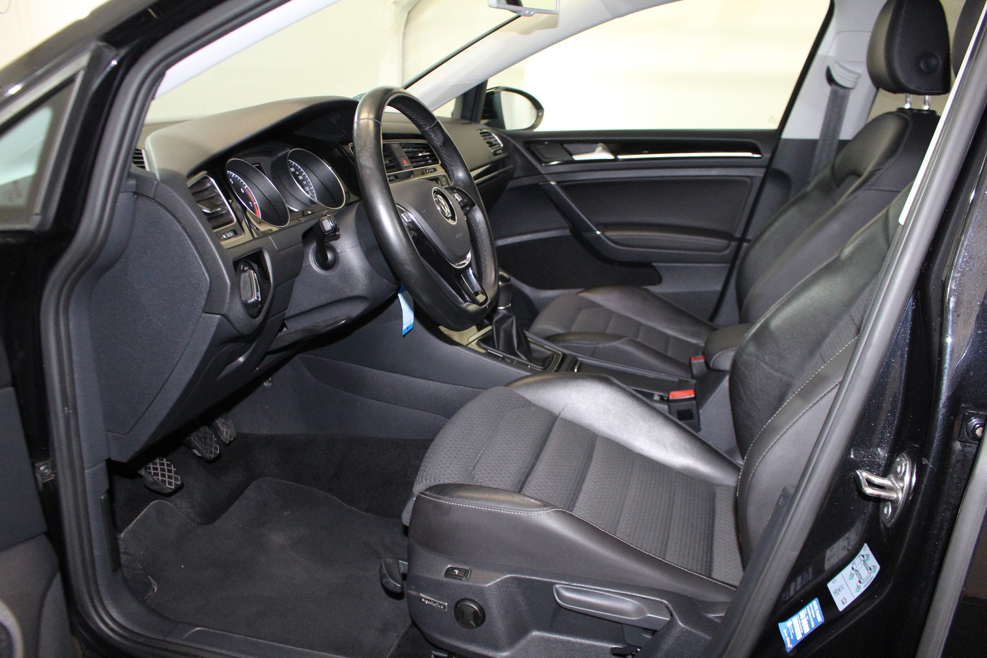 VW Golf VII 1.4 TSI ACT Highline-image-6