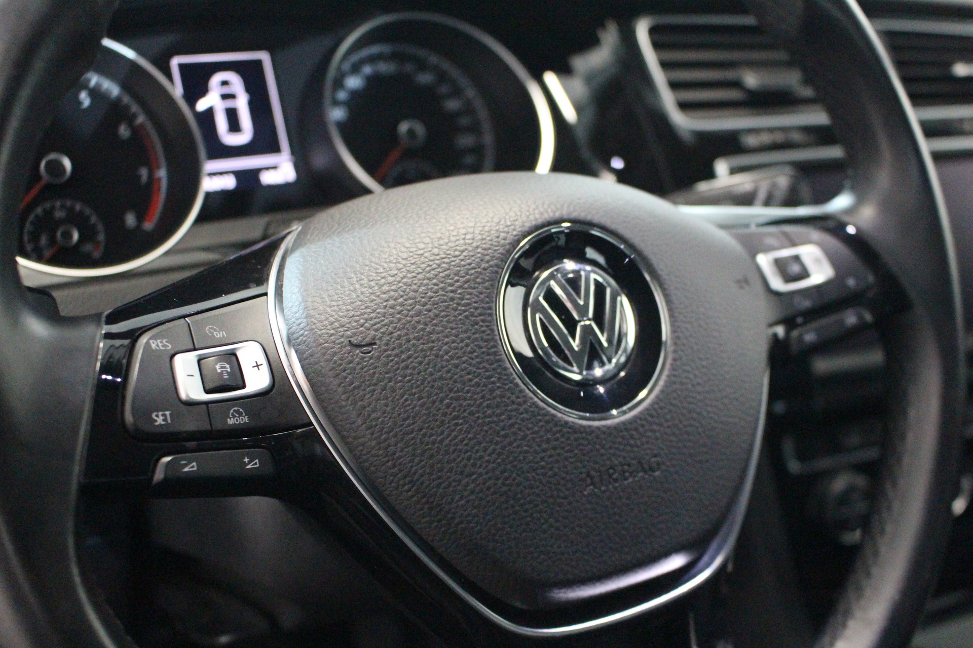 VW Golf VII 1.4 TSI ACT Highline-image-13