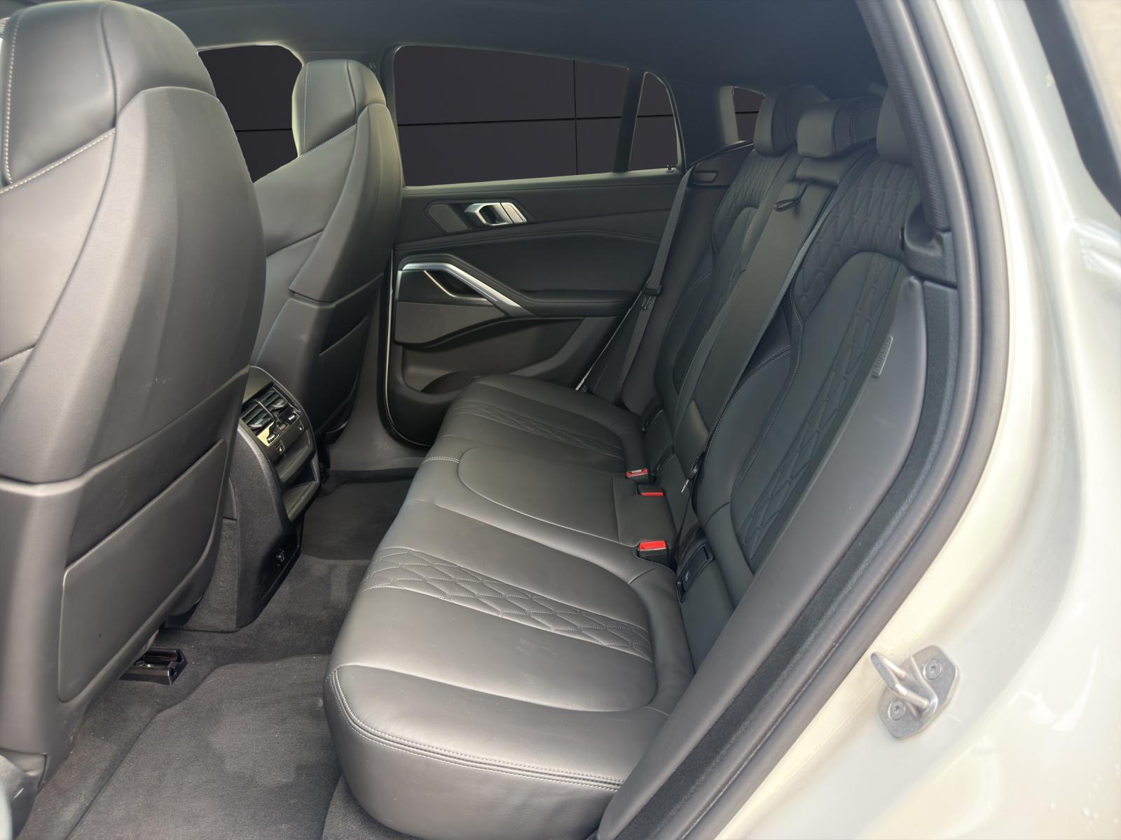 BMW X6 40d xDrive-image-17