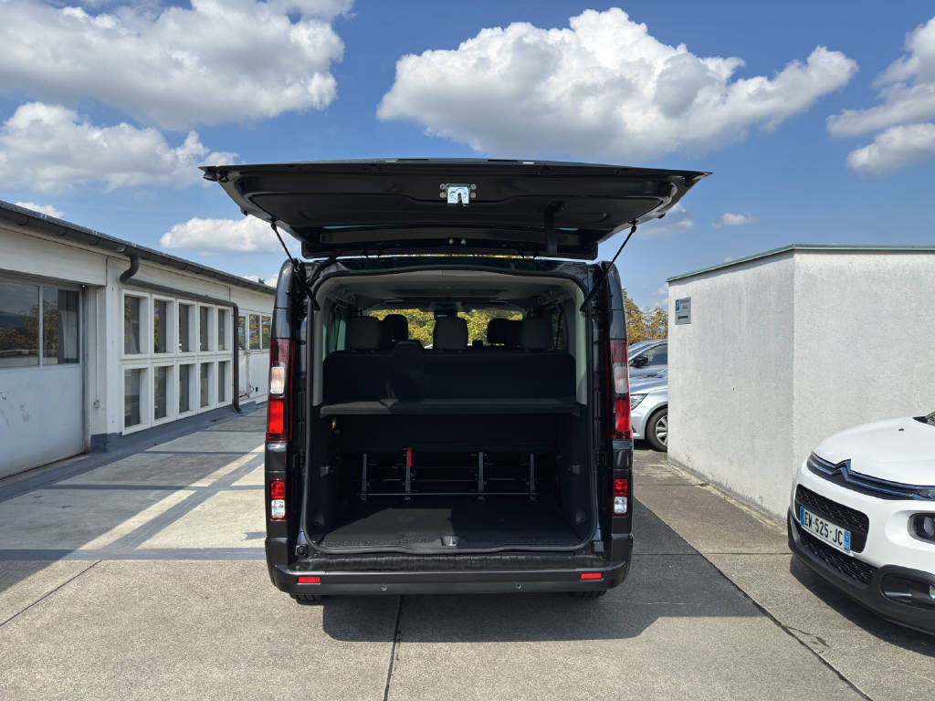RENAULT Trafic Passenger 2.0 dCi Blue 170 techno-image-6