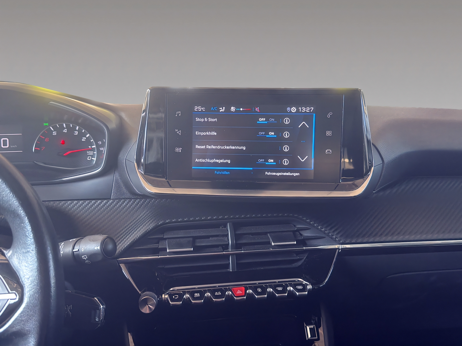 PEUGEOT 208 1.2 PureTech Active Pack-image-13