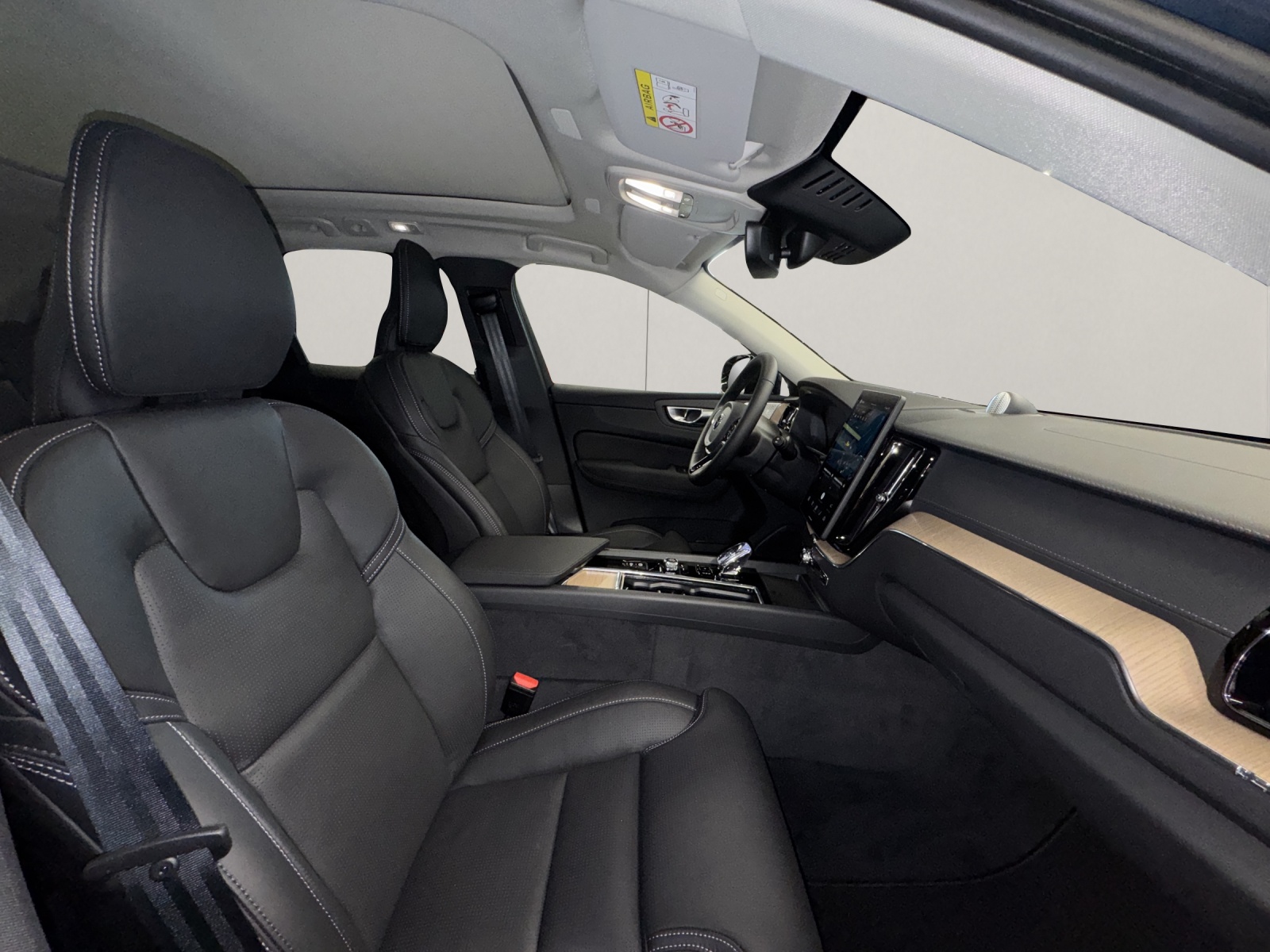 VOLVO XC60 2.0 T8 TE Ultra Dark eAWD-image-10