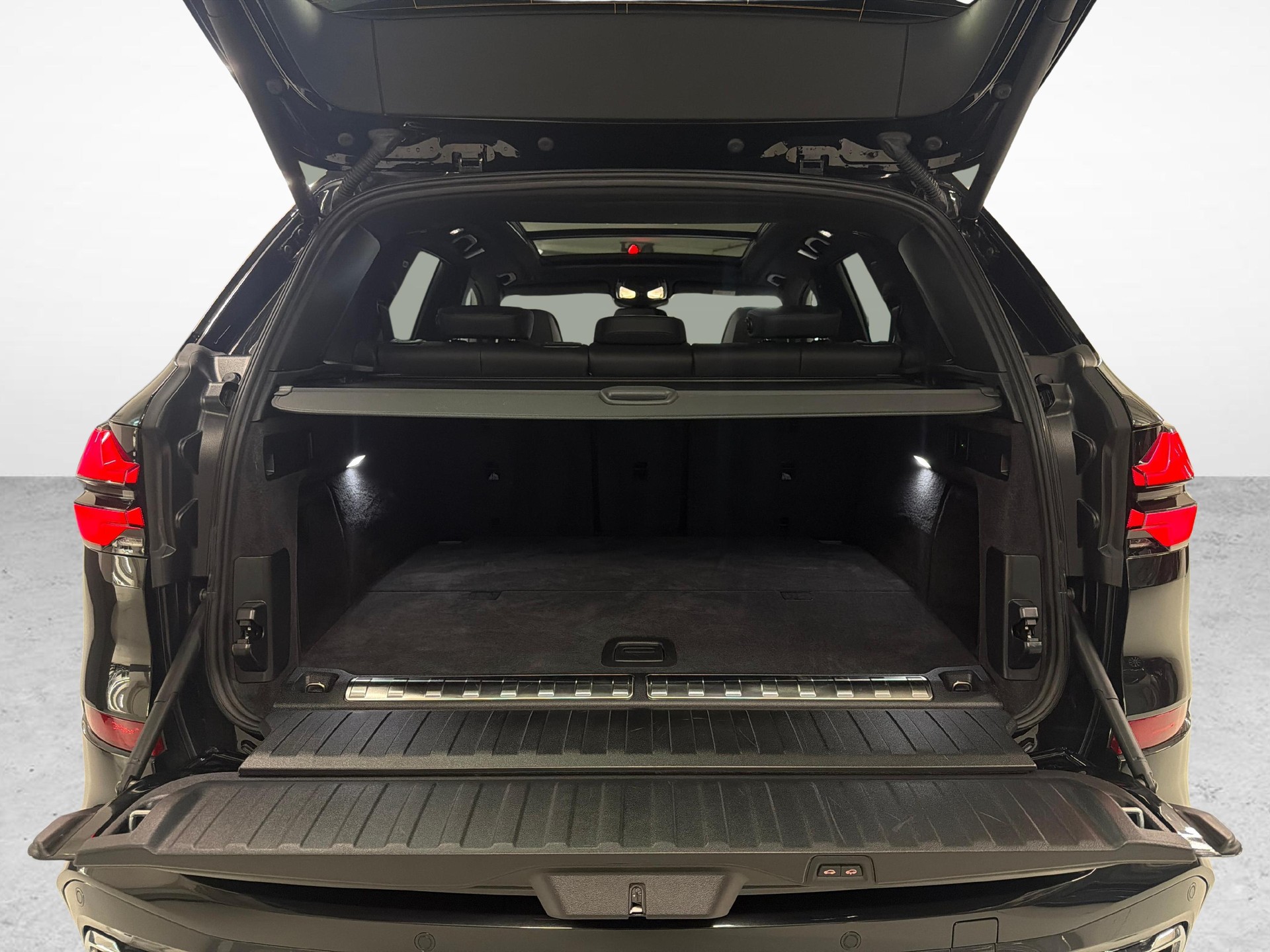 BMW X5 50e xDrive50e SAG-image-11