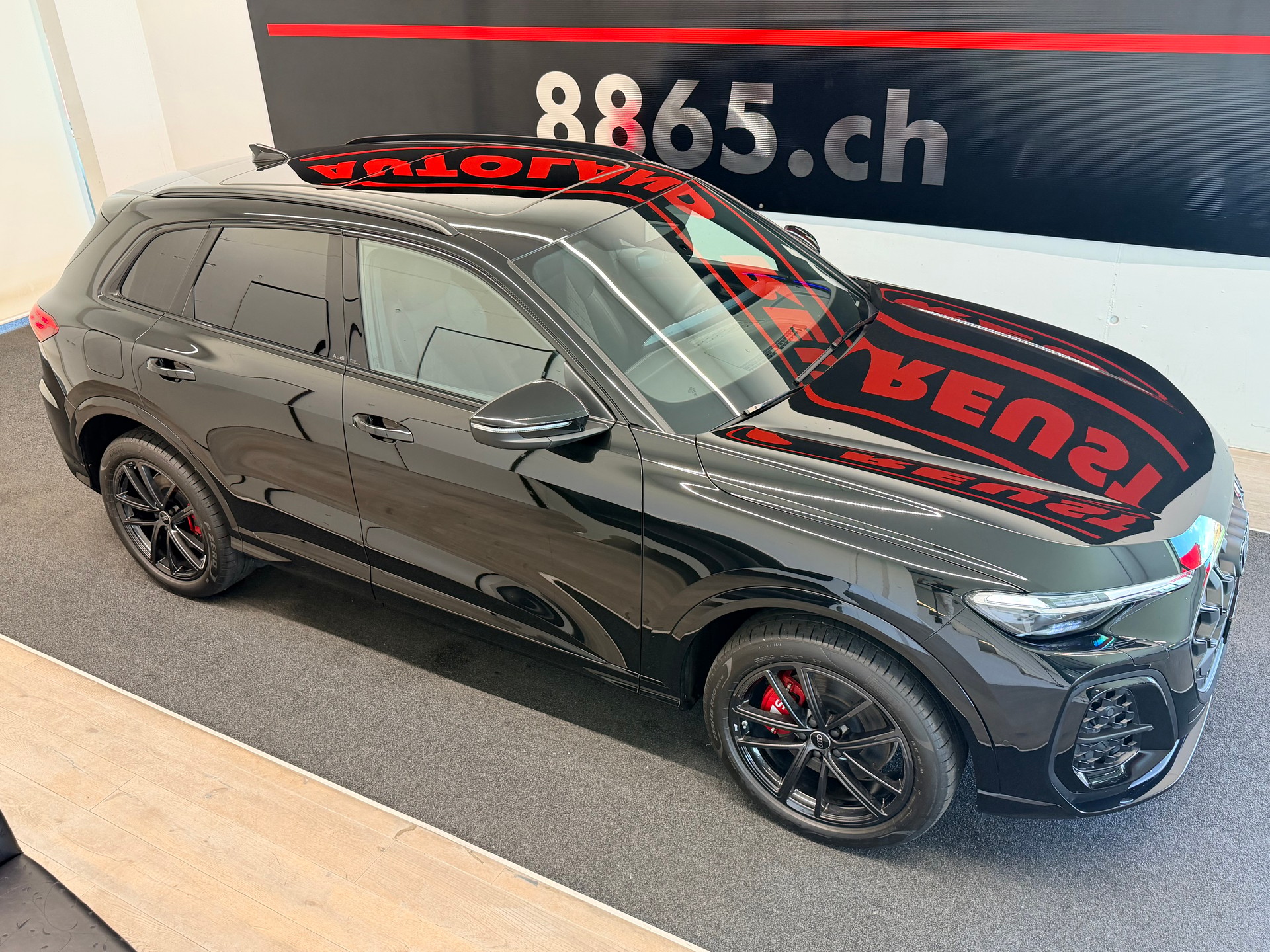 AUDI SQ5 TFSI quattro S-tronic-image-4