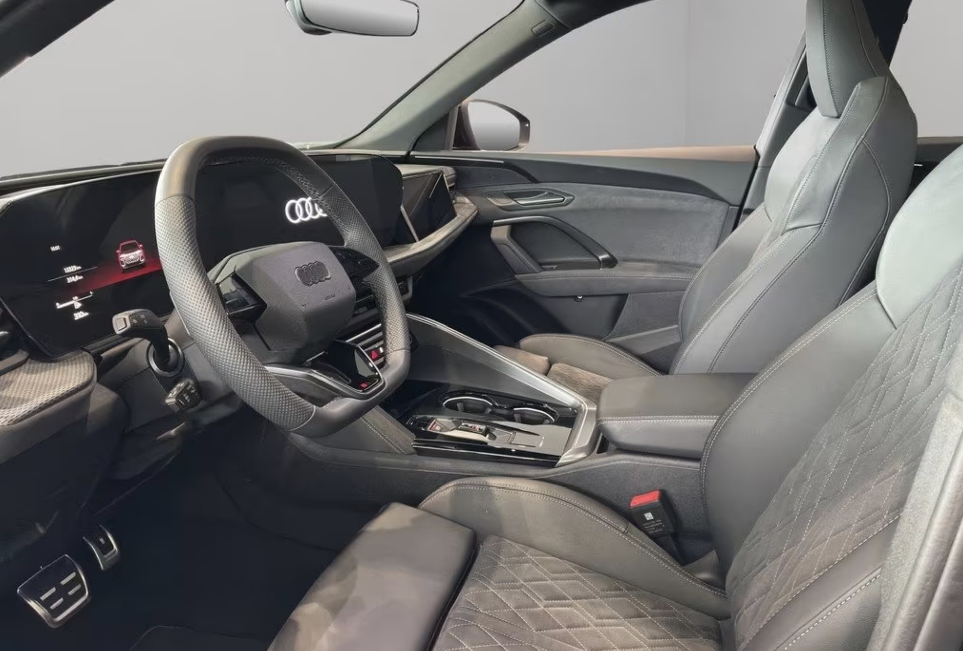 AUDI SQ5 TFSI quattro S-tronic-image-2