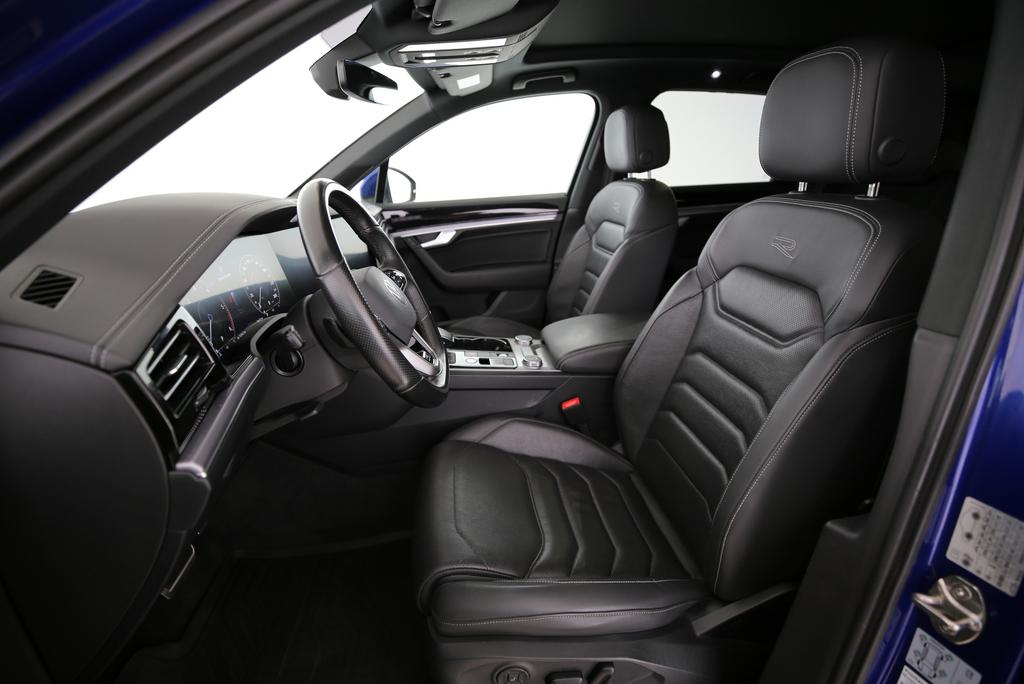VW Touareg 3.0 V6 TDI 286 R-Line-image-3