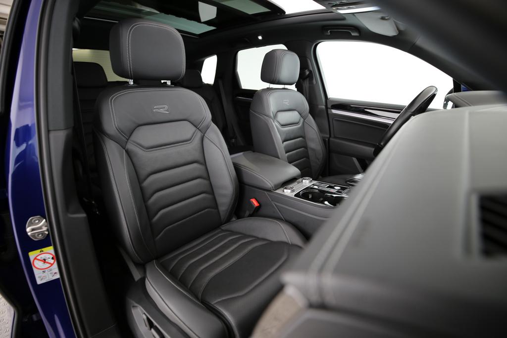 VW Touareg 3.0 V6 TDI 286 R-Line-image-6
