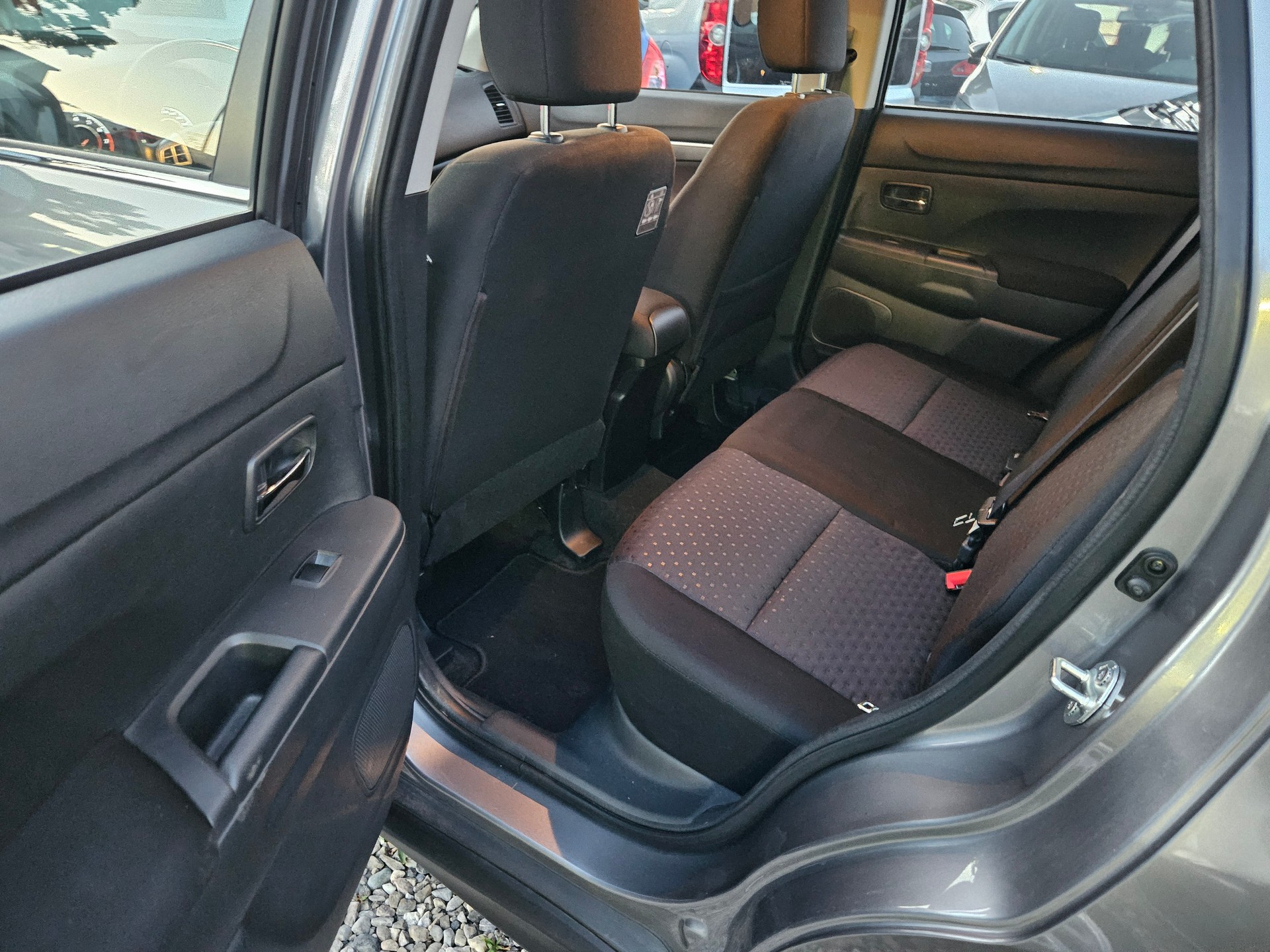 MITSUBISHI ASX 1.6 Super Jubilé 2WD-image-12
