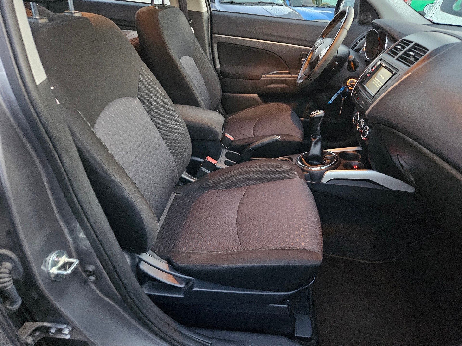 MITSUBISHI ASX 1.6 Super Jubilé 2WD-image-9