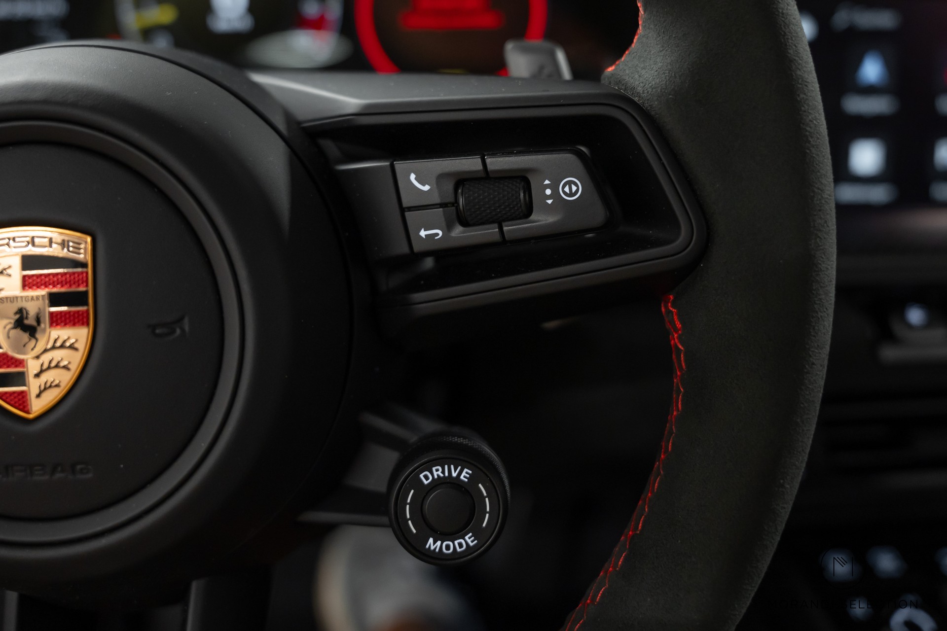 PORSCHE 911 Coupé 4.0 GT3 PDK-image-24
