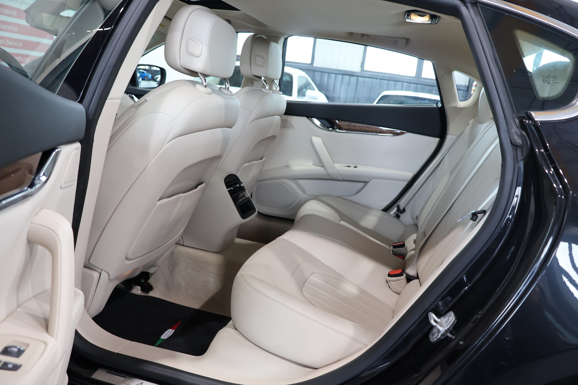 MASERATI Quattroporte 3.0 V6 S Q4 Automatica-image-14