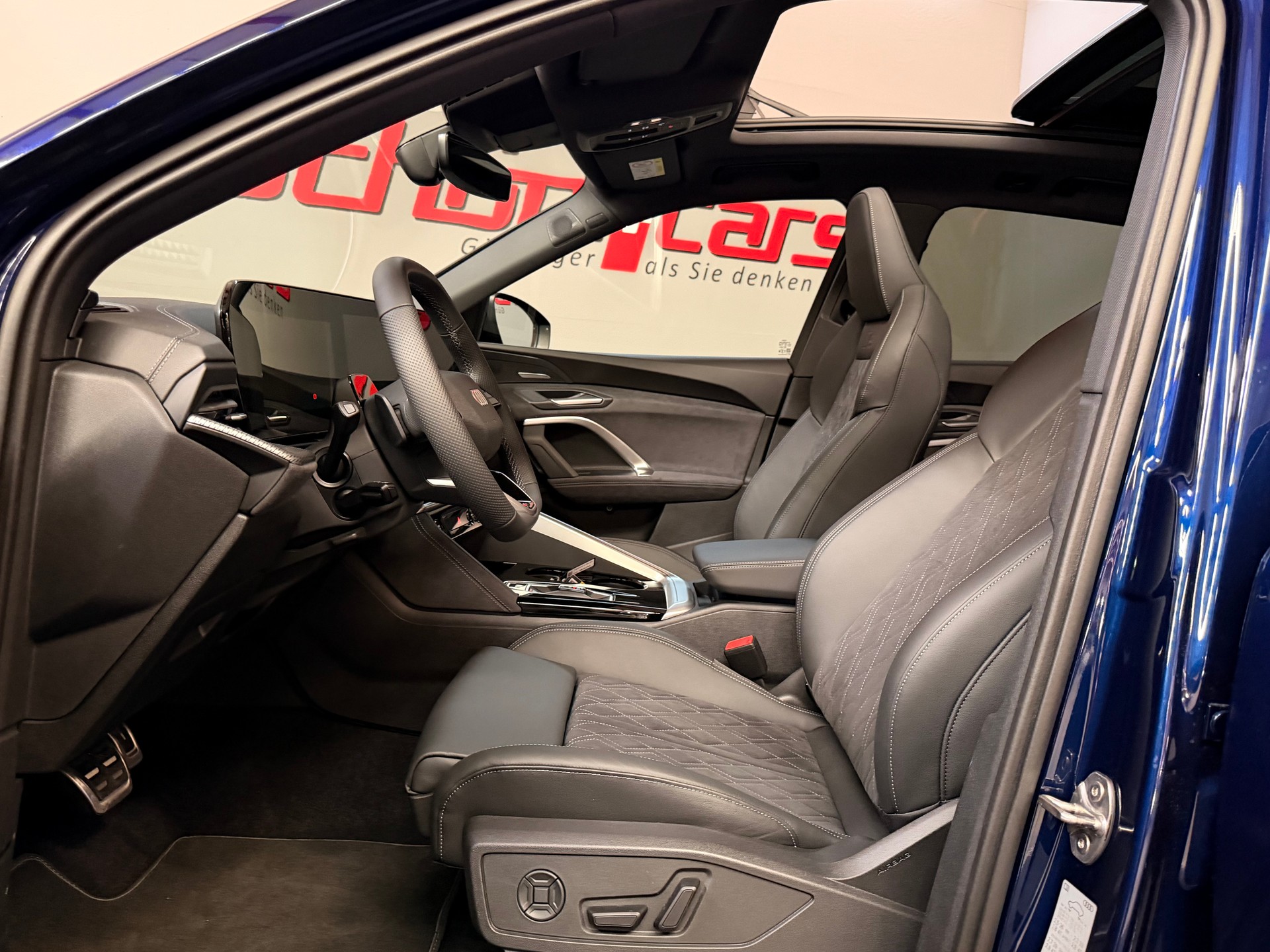 AUDI SQ5 TFSI quattro S-tronic-image-13