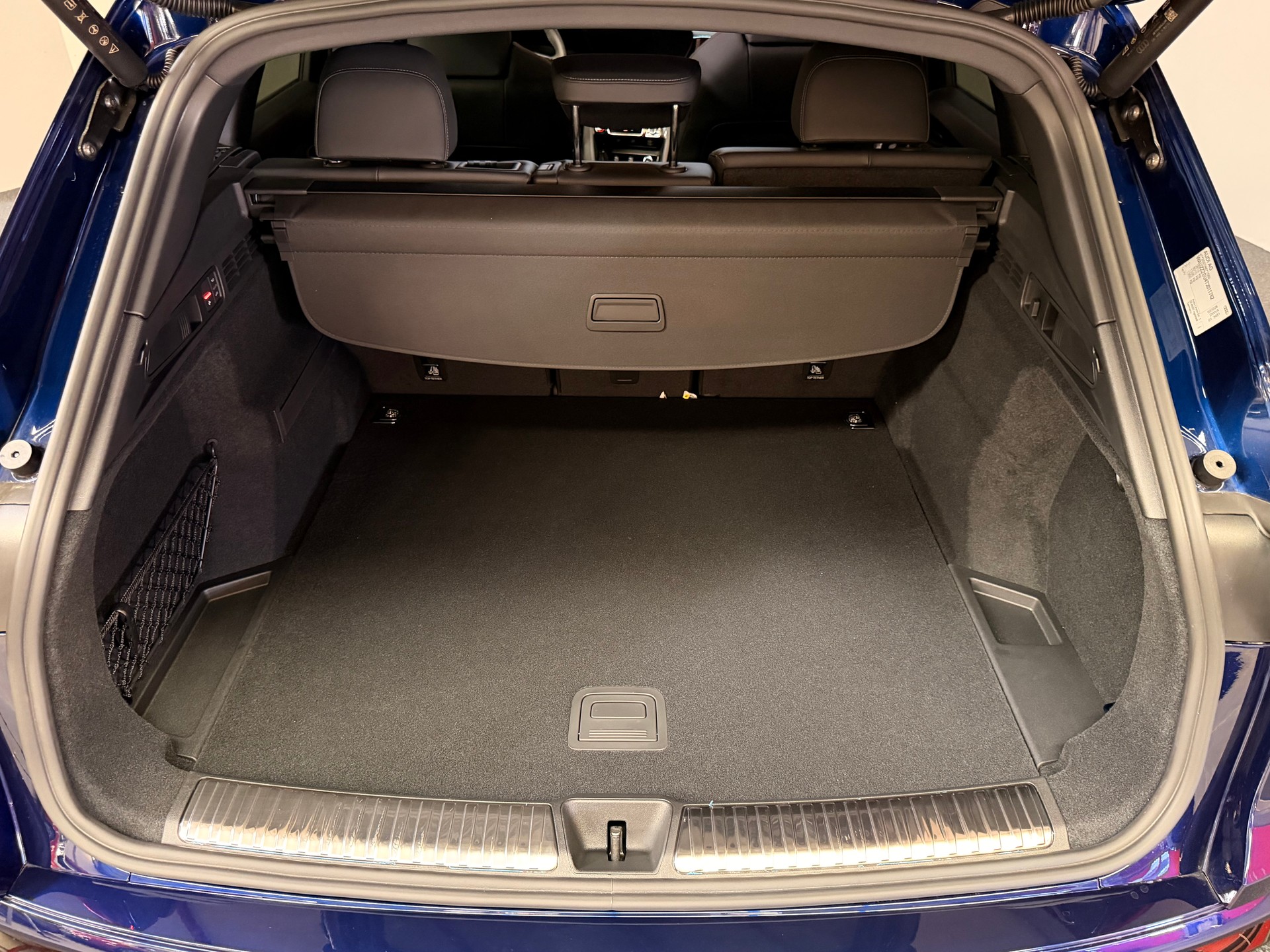 AUDI SQ5 TFSI quattro S-tronic-image-10