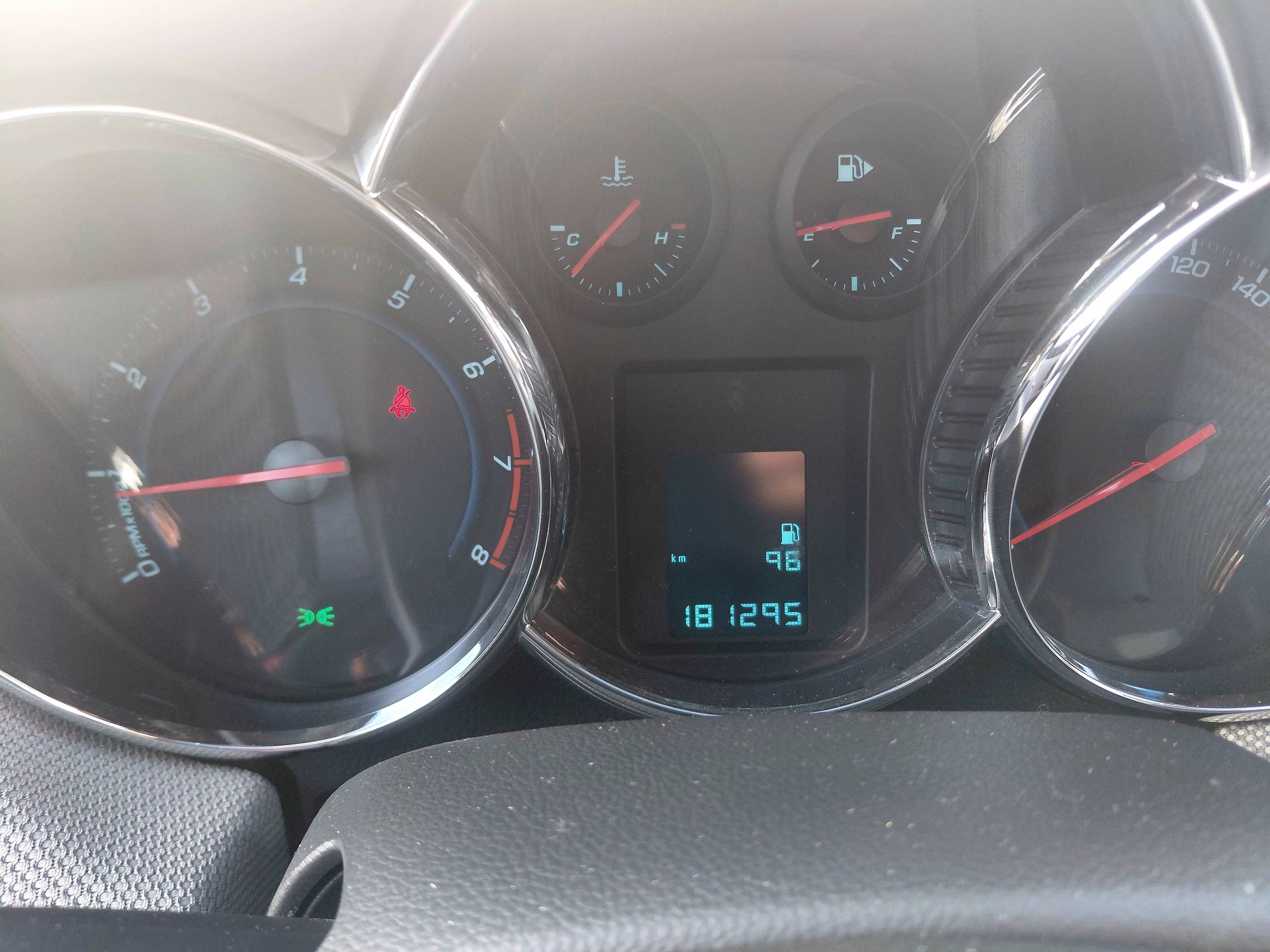 CHEVROLET Cruze 1.8 100 Edition-image-7
