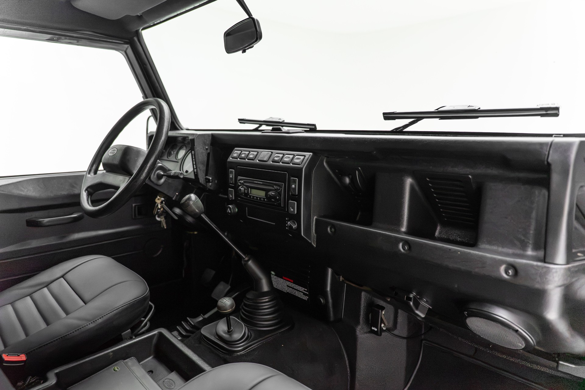 LAND ROVER Defender 90 SW 2.5 Td5-image-22
