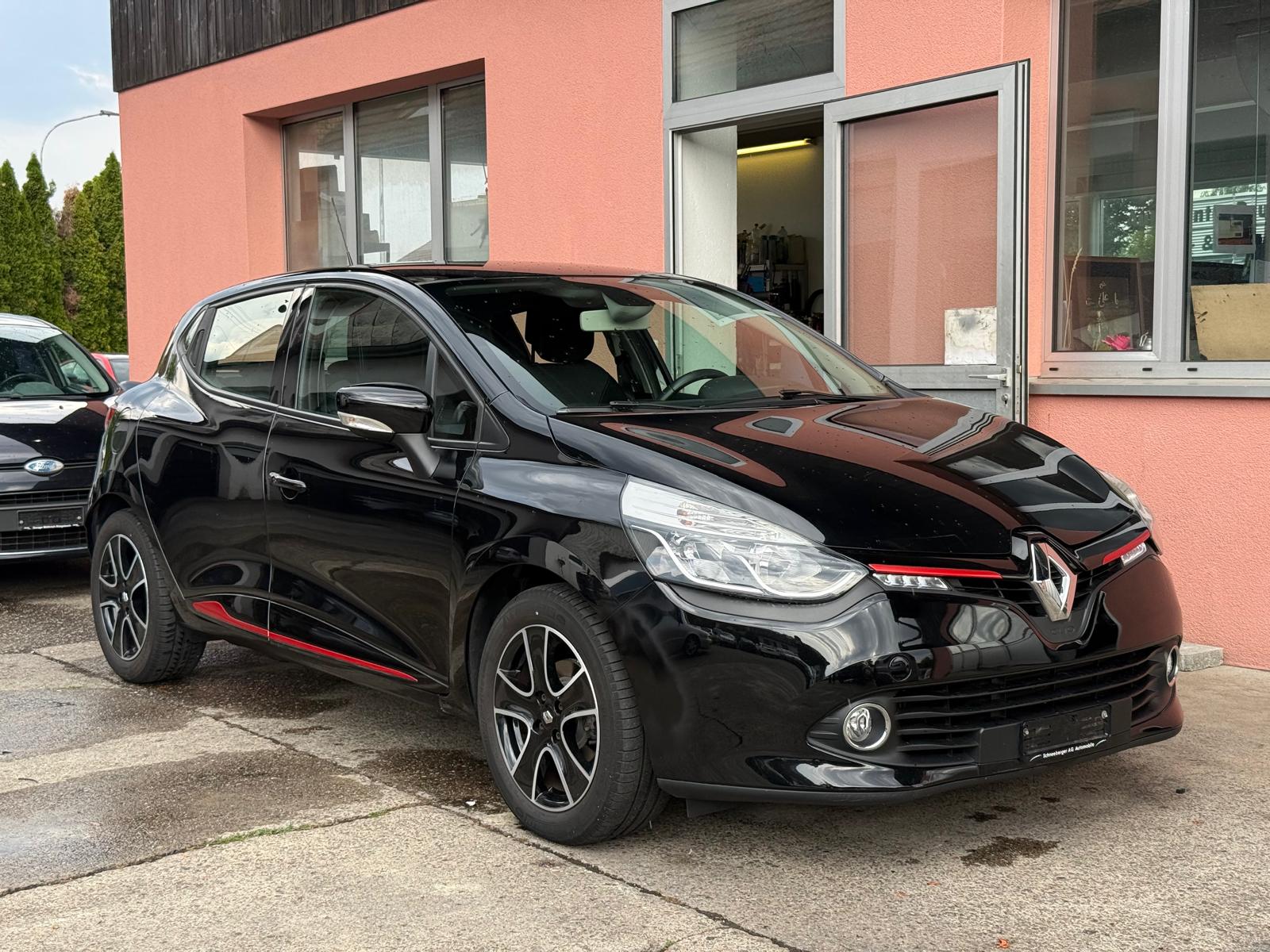 RENAULT Clio 0.9 12V Swiss Edition / MFK 06.2026-image-0
