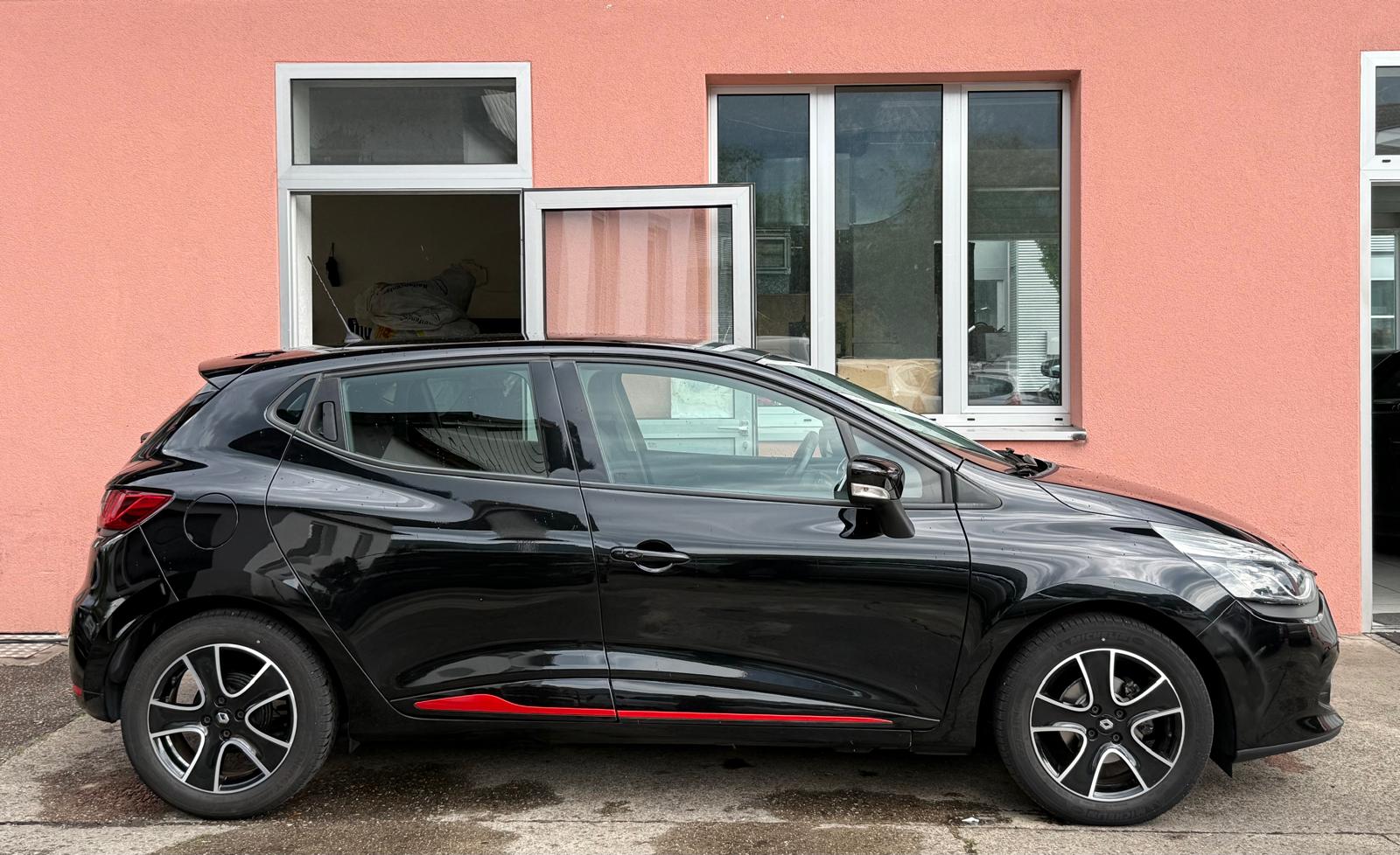 RENAULT Clio 0.9 12V Swiss Edition / MFK 06.2026-image-2