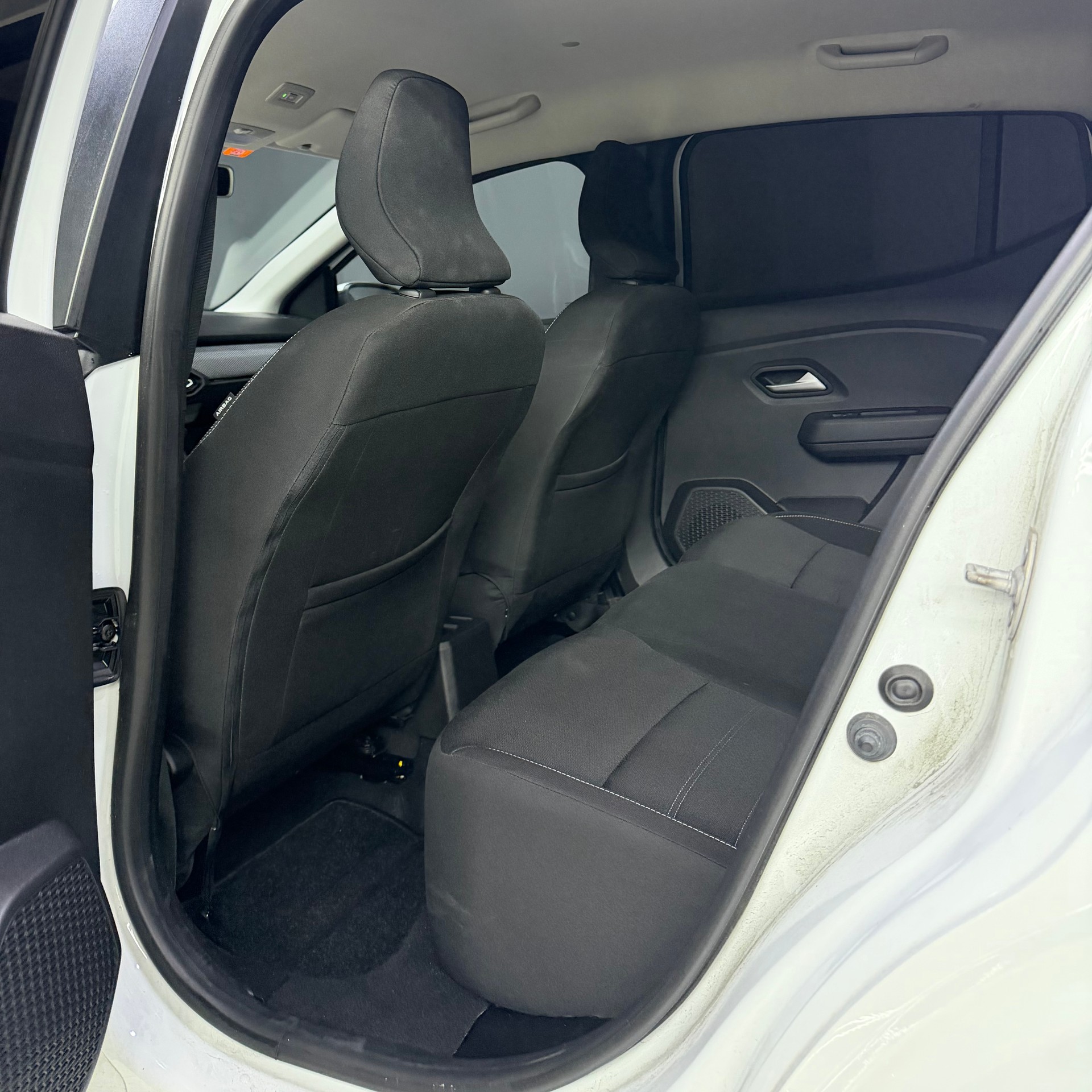 DACIA Sandero TCe 90 Expression CVT-image-8