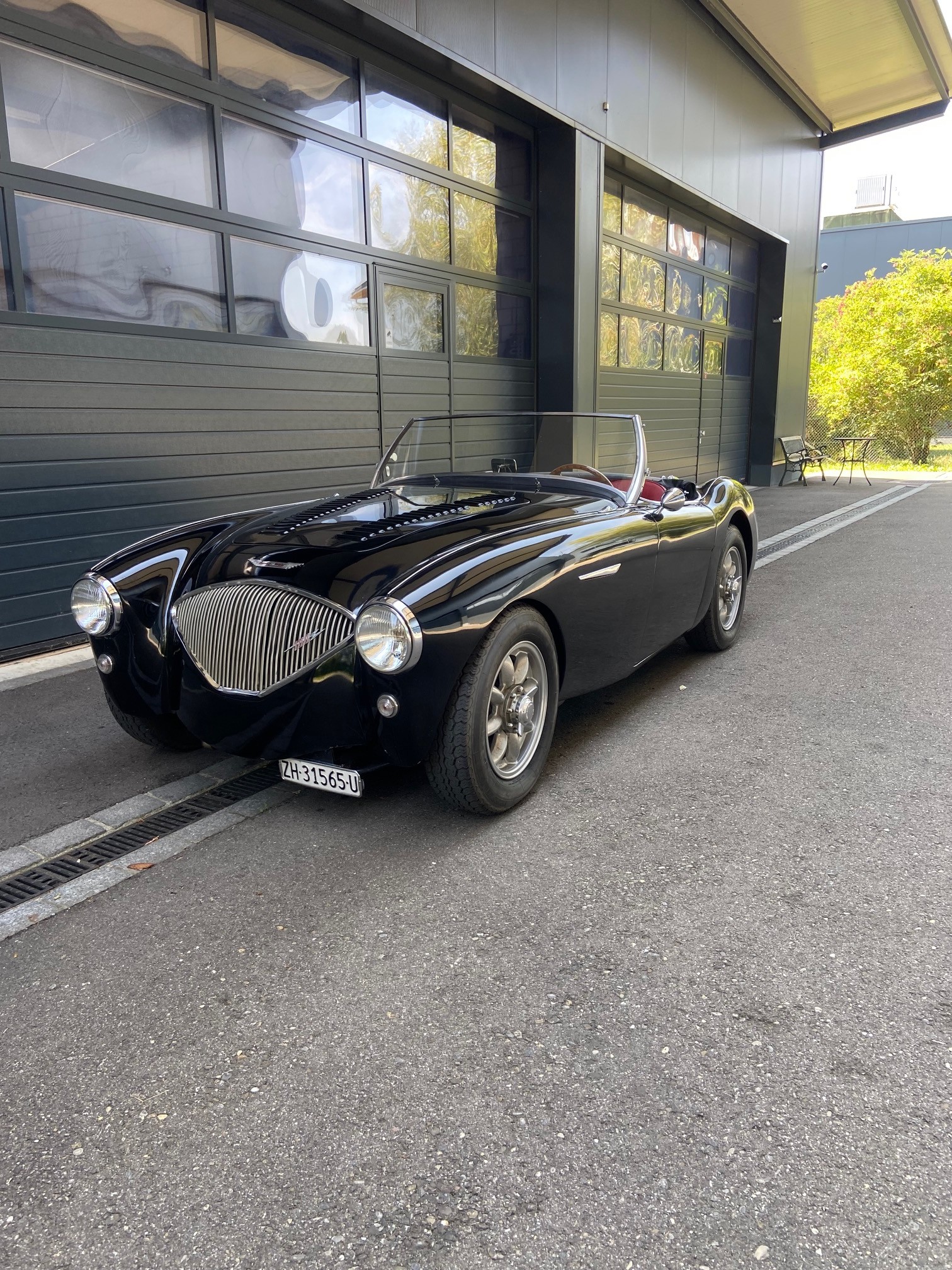 Car photo