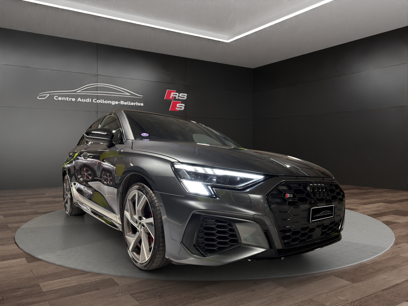AUDI S3 Sportback 2.0 TFSI quattro S-tronic-image-6